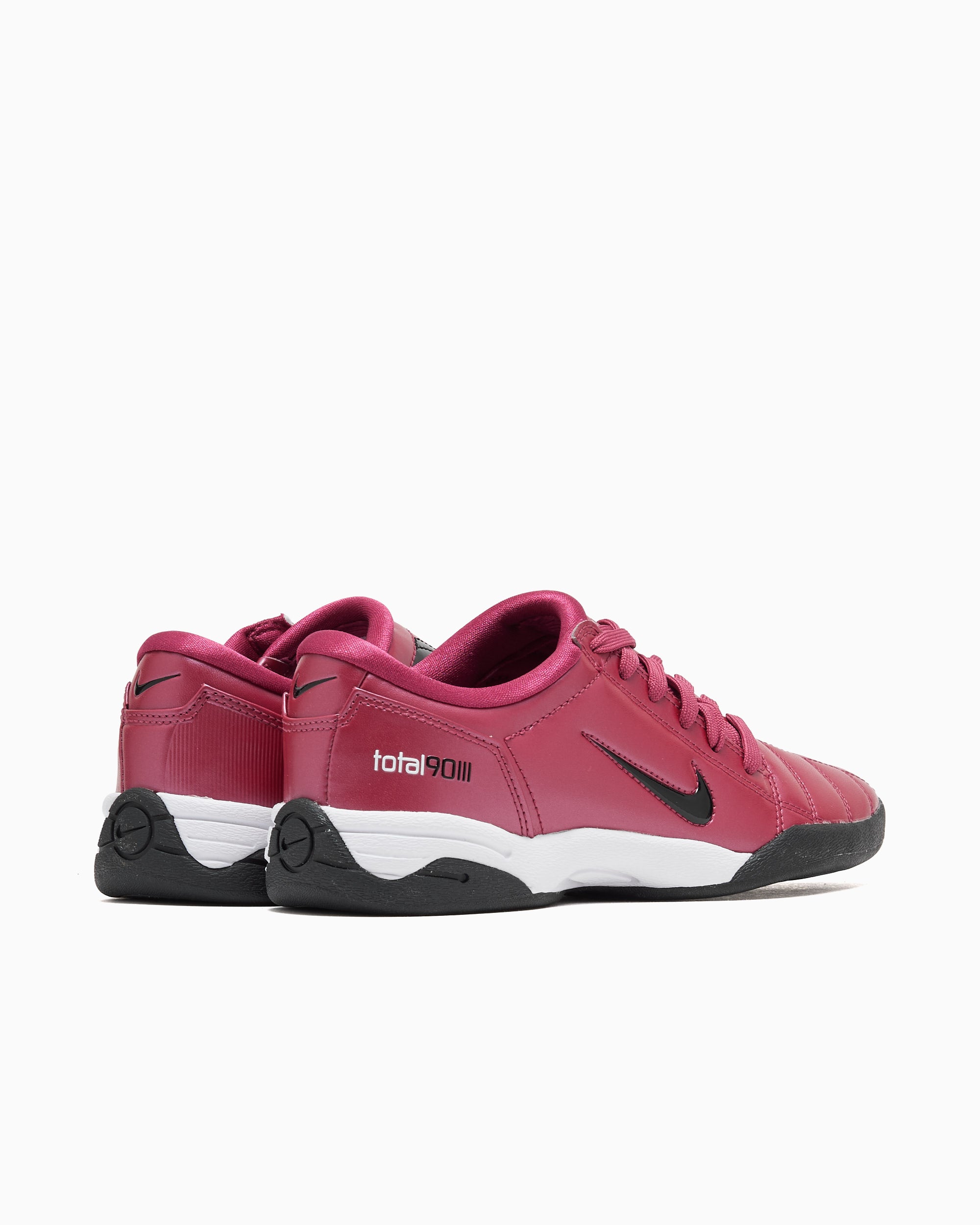 Sneakers Nike Women's Total 90 - IM7595-600