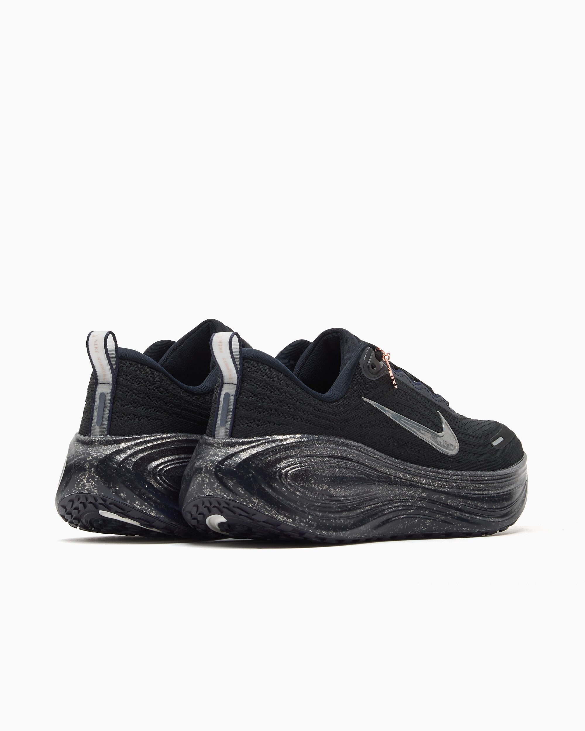Sneakers Nike Women's Vomero Plus "Keely Hodkinson" - IR7193-400