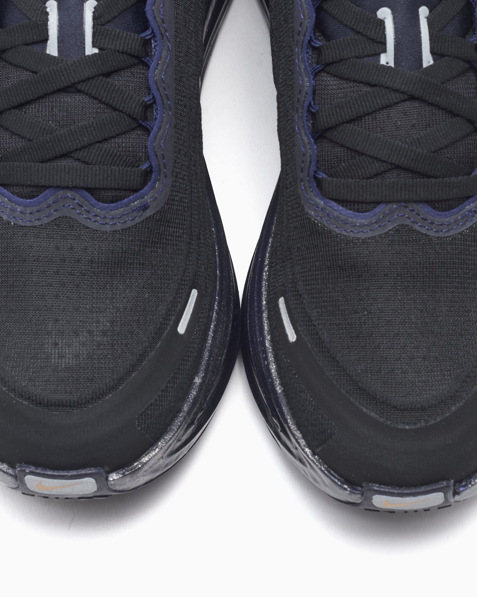 Sneakers Nike Women's Vomero Plus "Keely Hodkinson" - IR7193-400