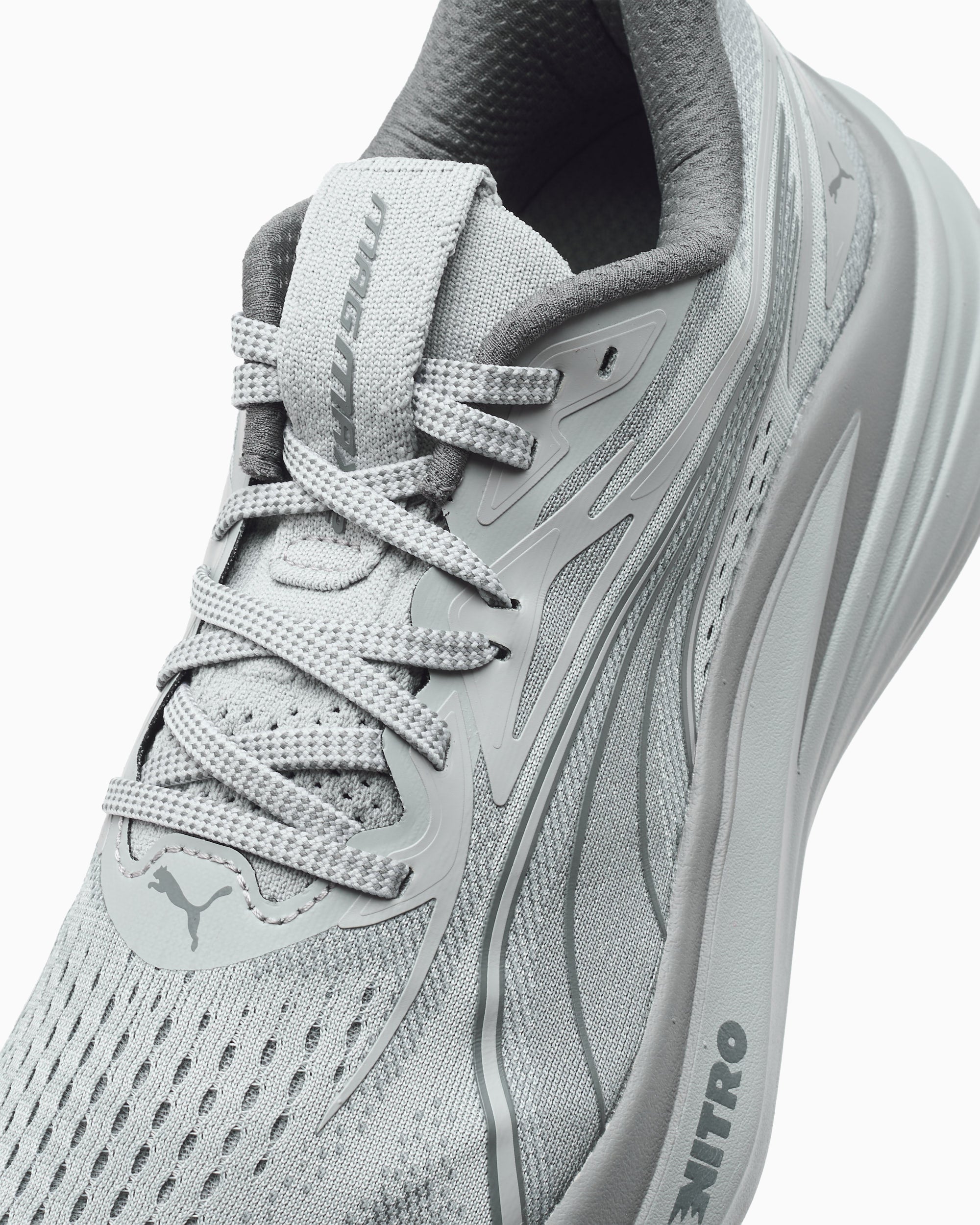 Sneakers Puma MagMax Nitro 2 - 312125-12