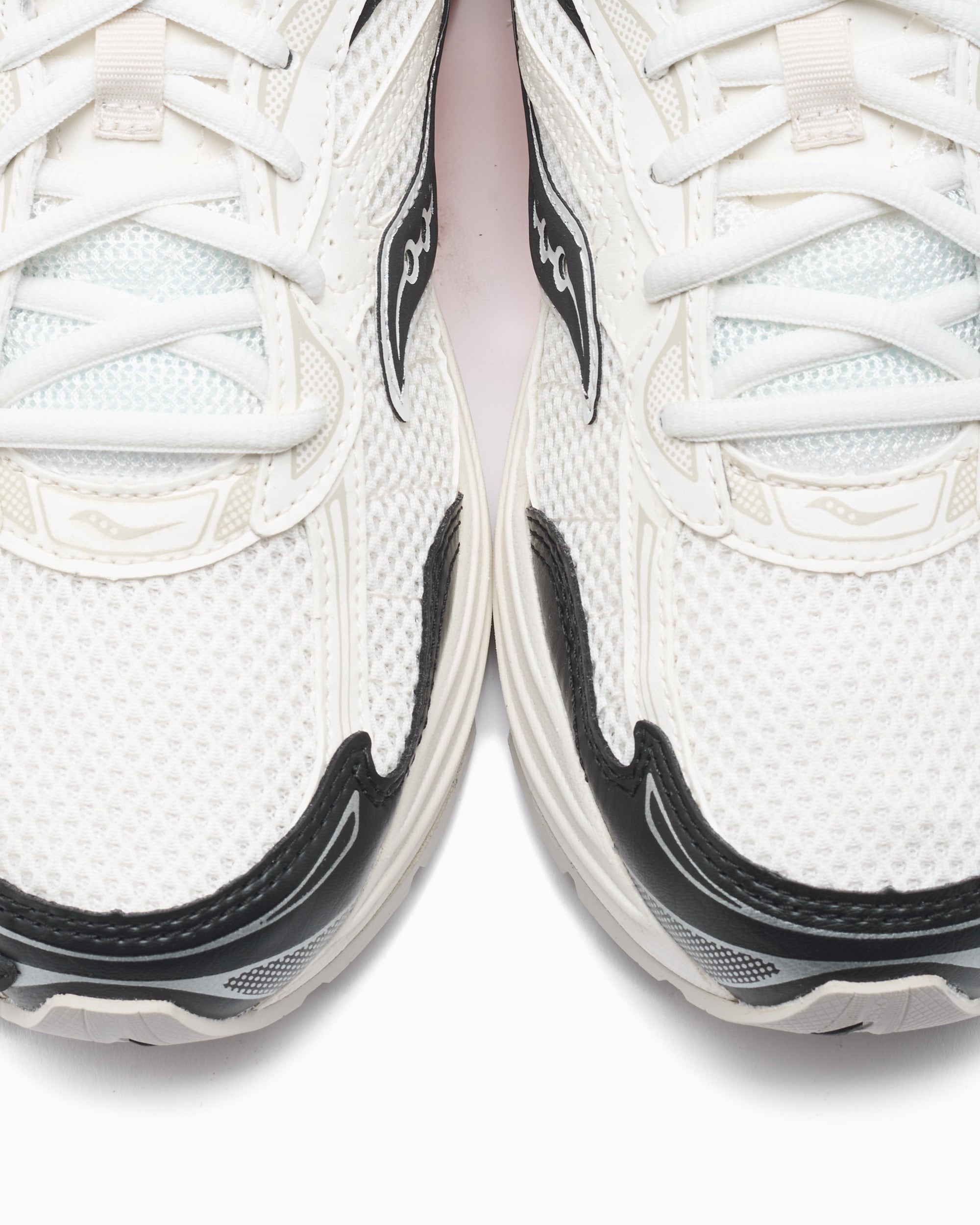 Sneakers Saucony Progrid OMNI 9 - S70999-8