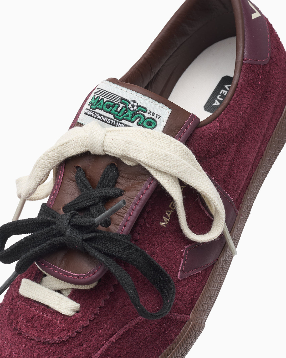 Sneakers Veja x Magliano Women's Panenka - MG0322374A