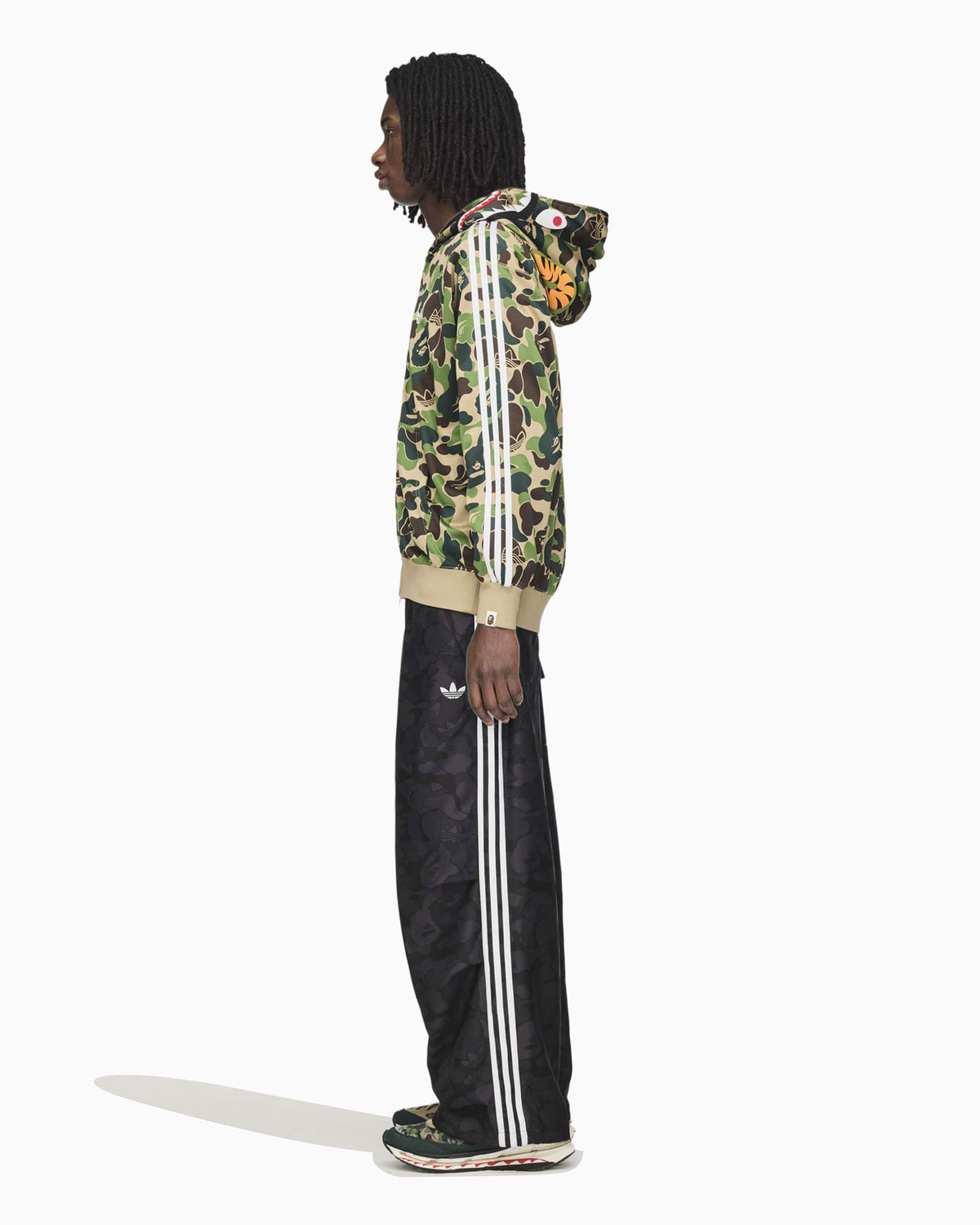 Sweatshirts adidas Originals x BAPE Shark Graphic Relaxed Men's Zip-Up Sweatshirt - KF4916
