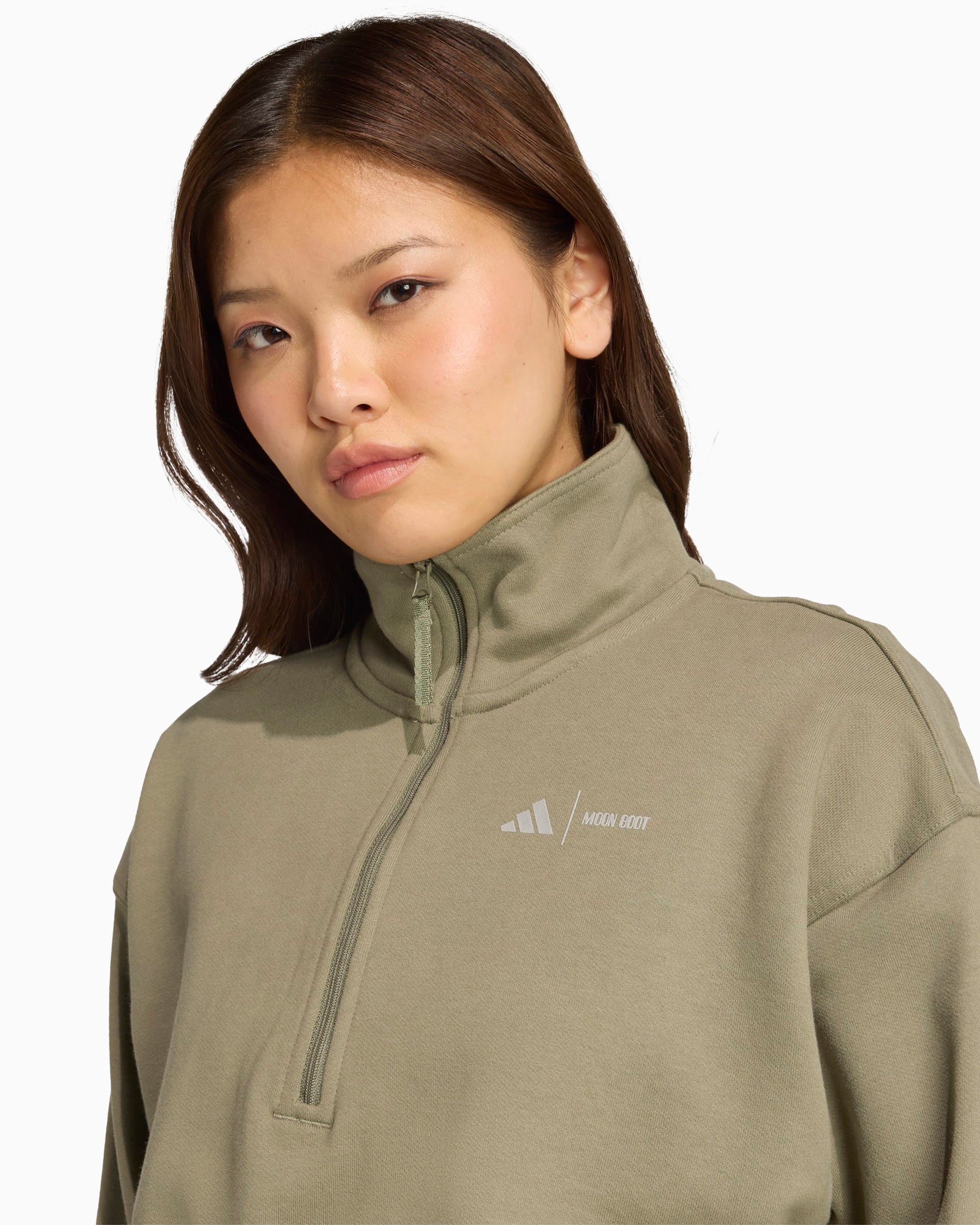 Sweatshirts adidas Originals x Moon Boot LEGGRN Crop Women's Half Zip Sweatshirt - JM1101