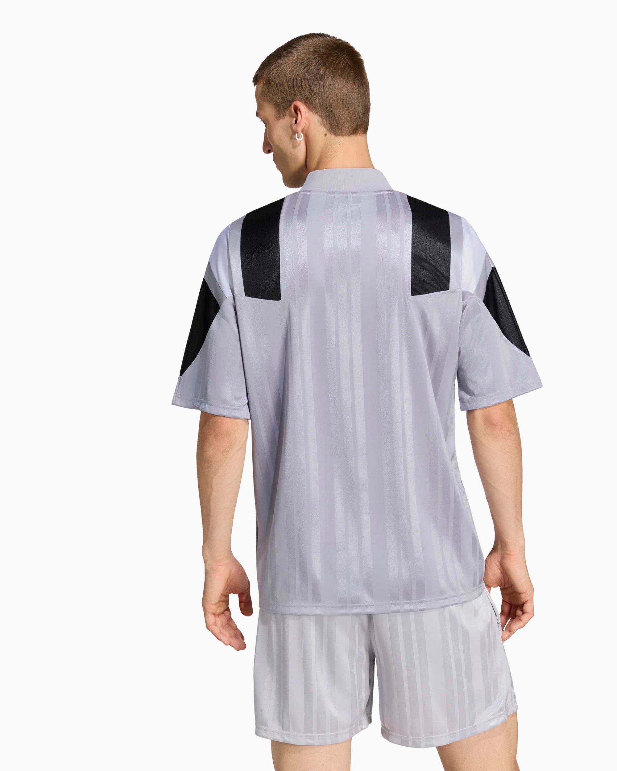 T-Shirts adidas Originals Juventus Turin EQT Relaxed Men's Jersey T-Shirt - KF9826