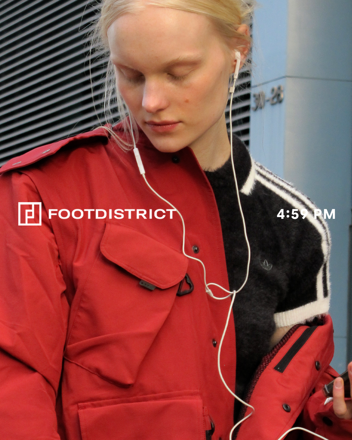 T-Shirts adidas Originals Knitted Cali Crop Women's T-Shirt - KD2428