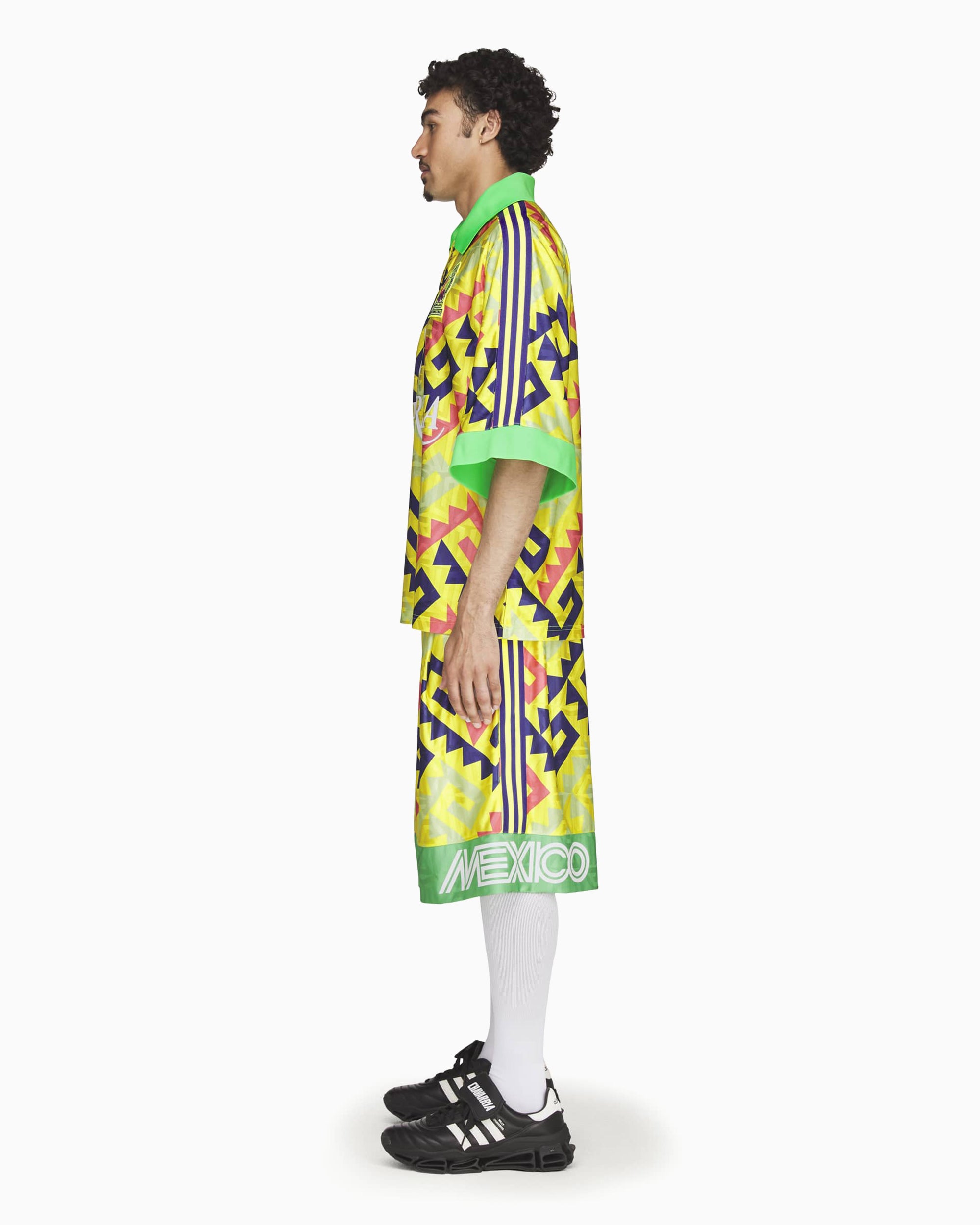 T-Shirts adidas Originals x Willy Chavarria Goalkeeper Graphic Half-Sleeved Oversize Men's Jersey T-Shirt - KU7799