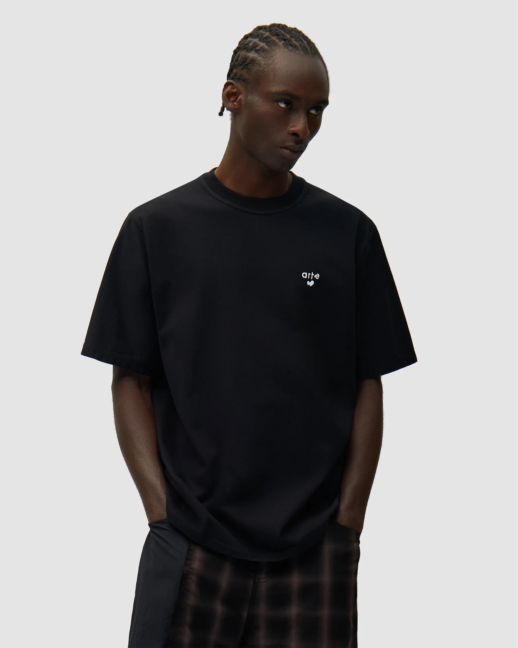 T-Shirts Arte Antwerp Heart Logo Relaxed Men's T-Shirt - SS26-125T-Black