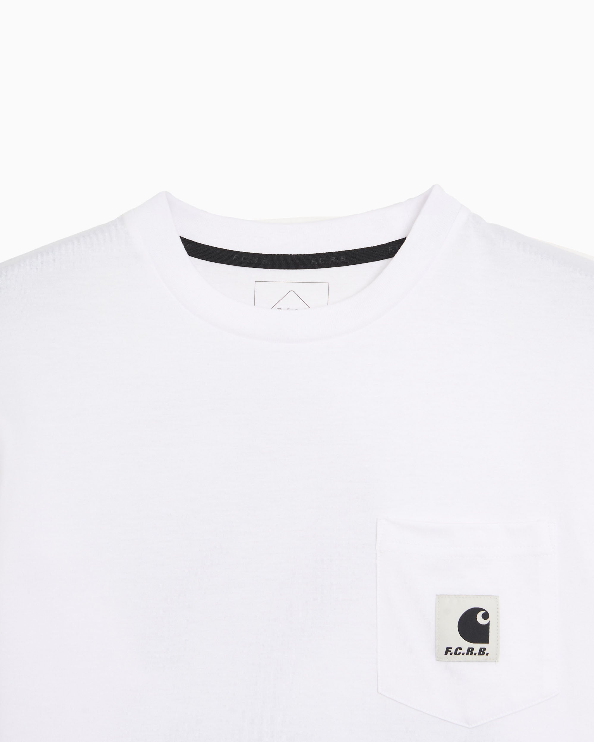 T-Shirts Carhartt WIP x F.C. Real Bristol Graphic Long-Sleeved Unisex T-Shirt - A261051-02XX