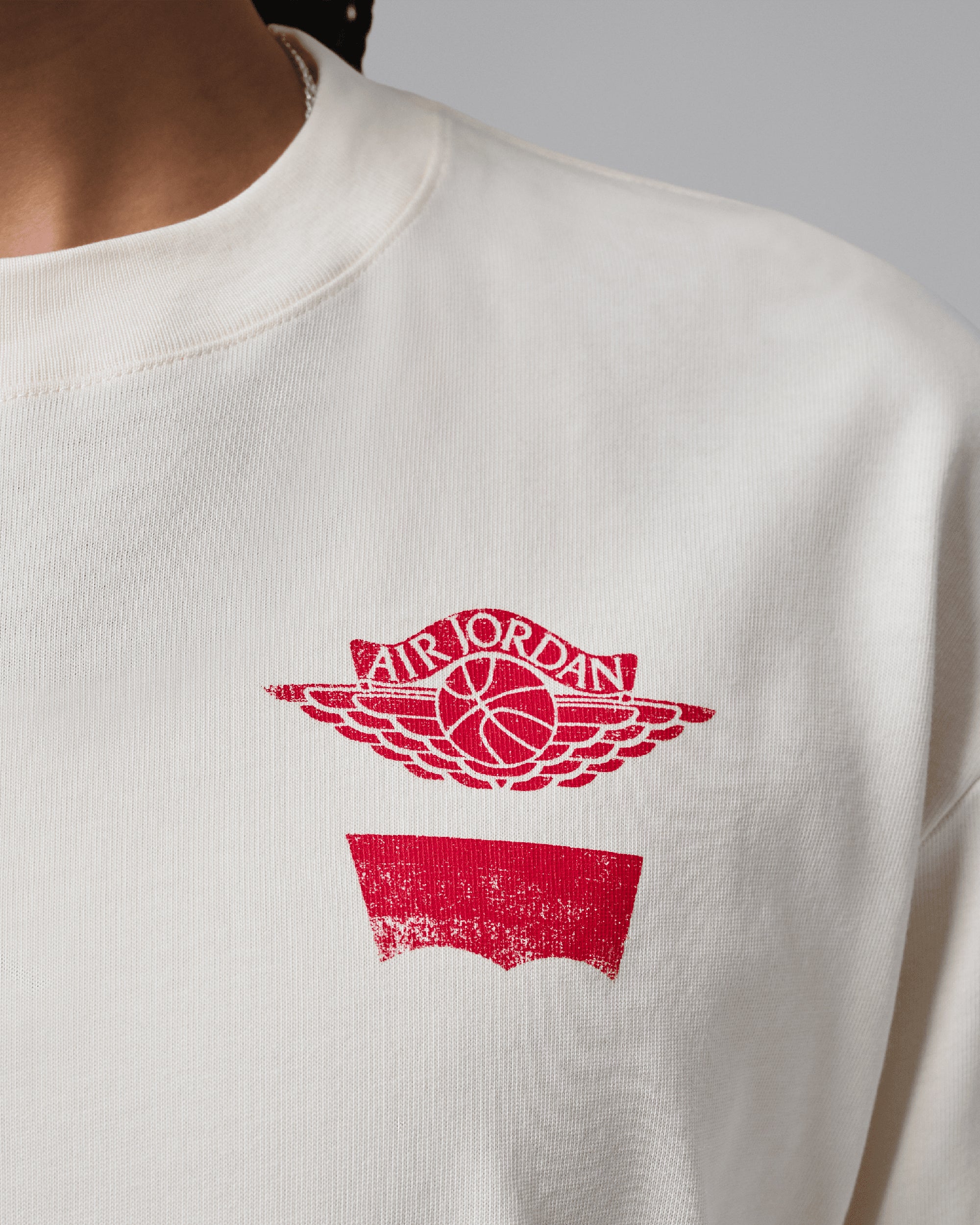T-Shirts Jordan x Levi's Graphic Long-Sleeved Unisex T-Shirt - IM6730-110