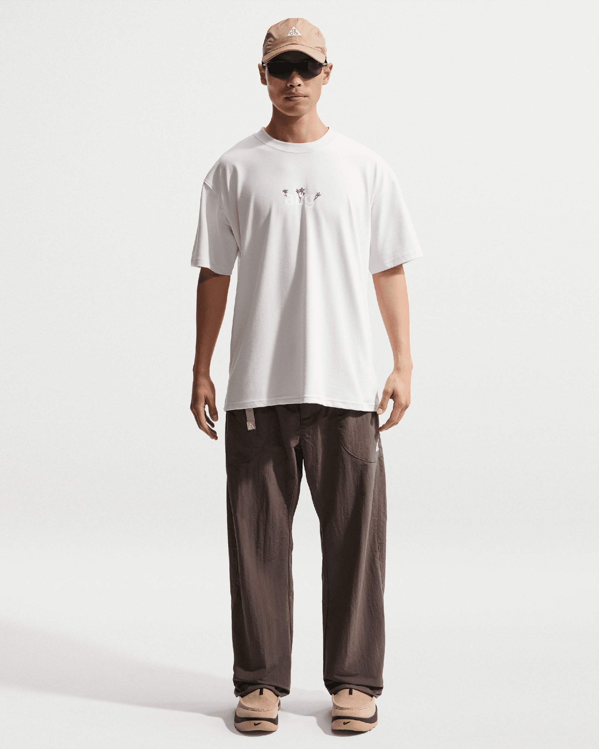 T-Shirts Nike ACG Graphic Relaxed Men's T-Shirt - IH1324-030