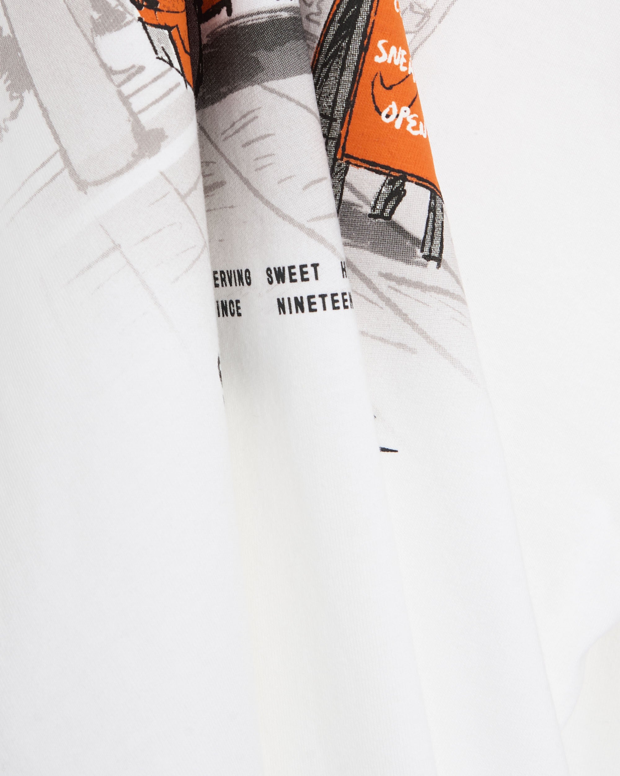 T-Shirts Nike Sportswear Graphic Relaxed Men's T-Shirt - IH1157-100