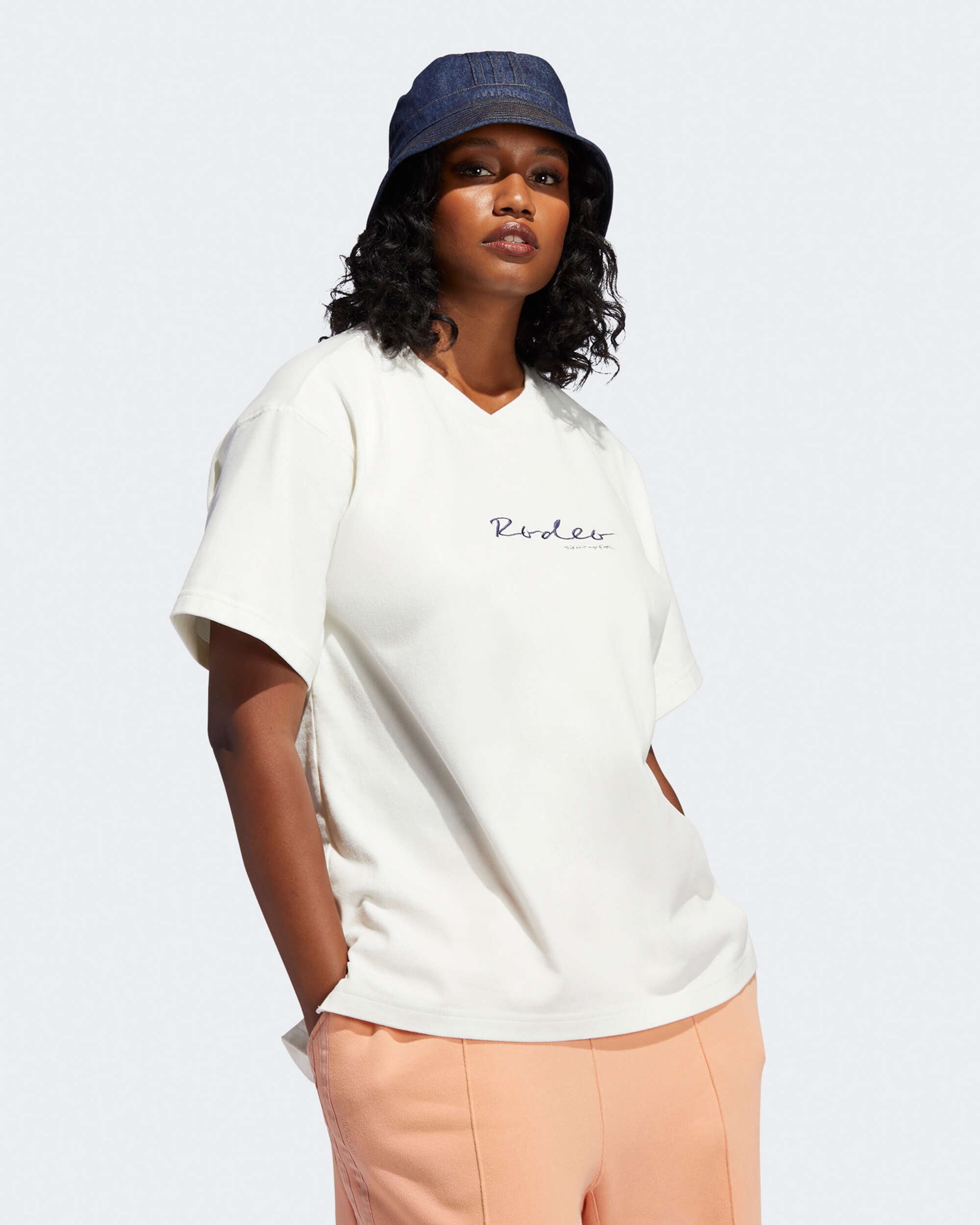 T-Shirts X Ivy Park adidas x Ivy Park Graphic Women's T-Shirt Women's T-Shirt - HG4480