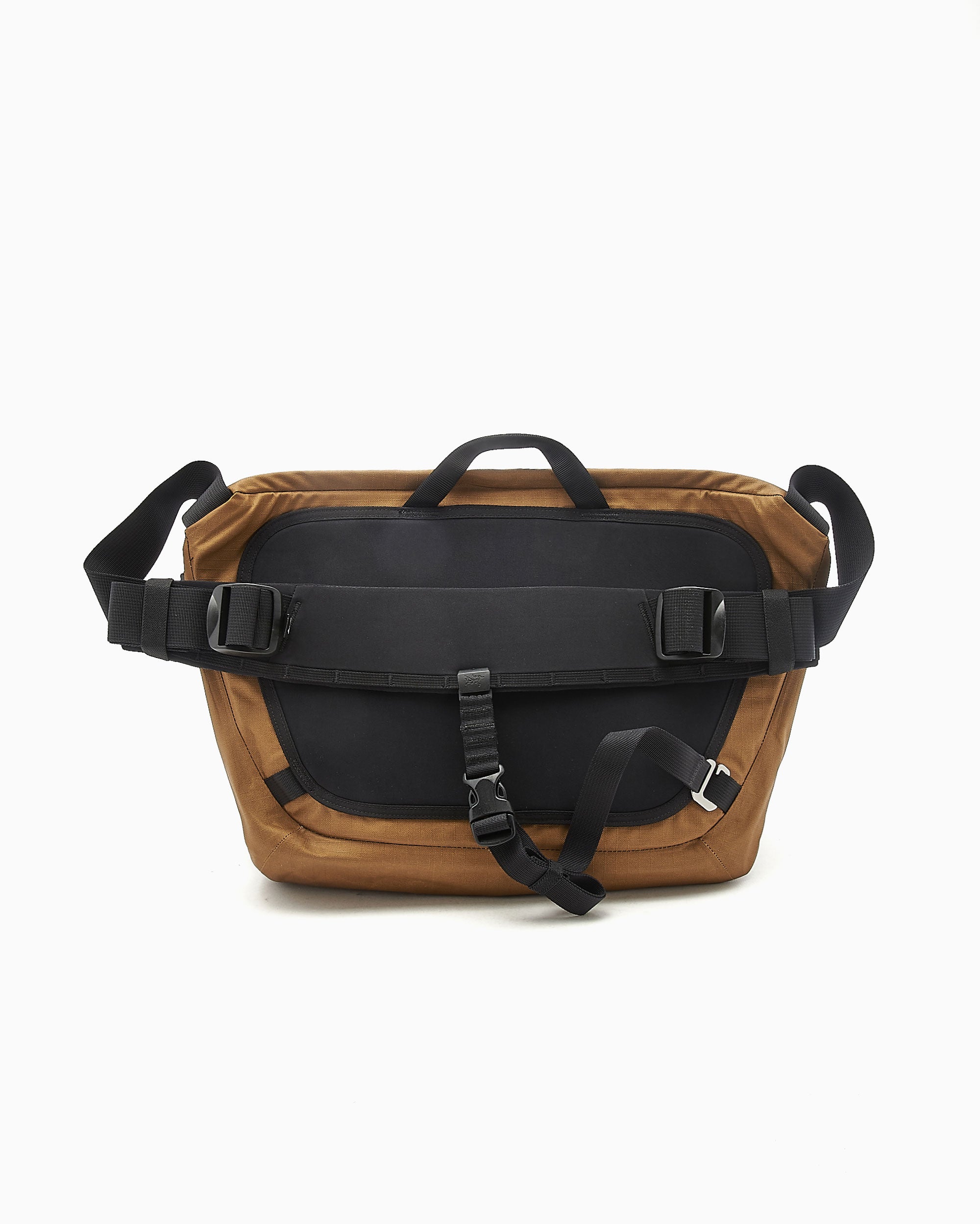 新品未使用 ARC'TERYX Granville 10 Courier Bag Granville 10 Courier Bag | Arc'teryx Canada
