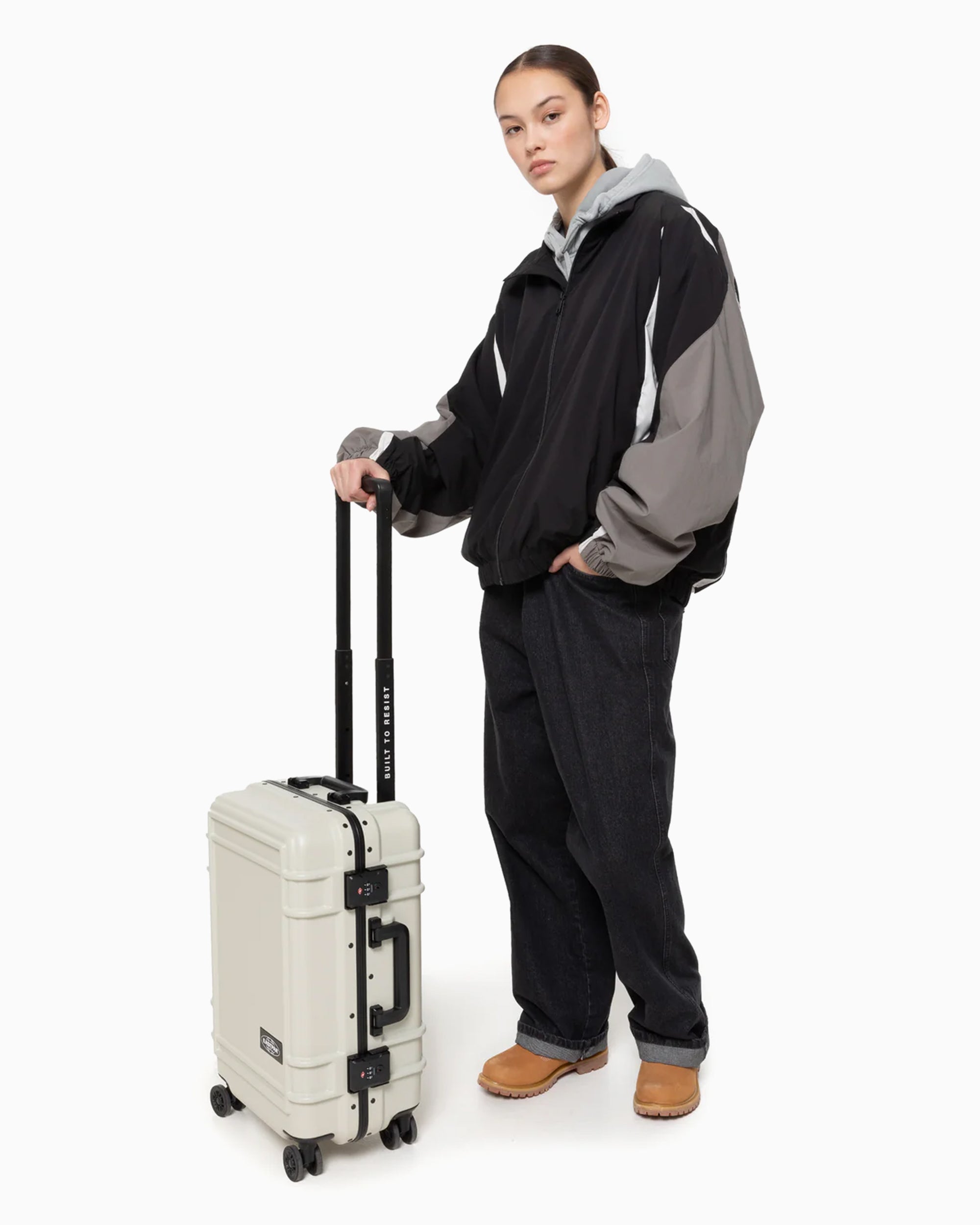 Backpacks and Suitcases Eastpak Resist'r Luggage Case (S) Unisex Suitcase - EK0A5BJE3W11