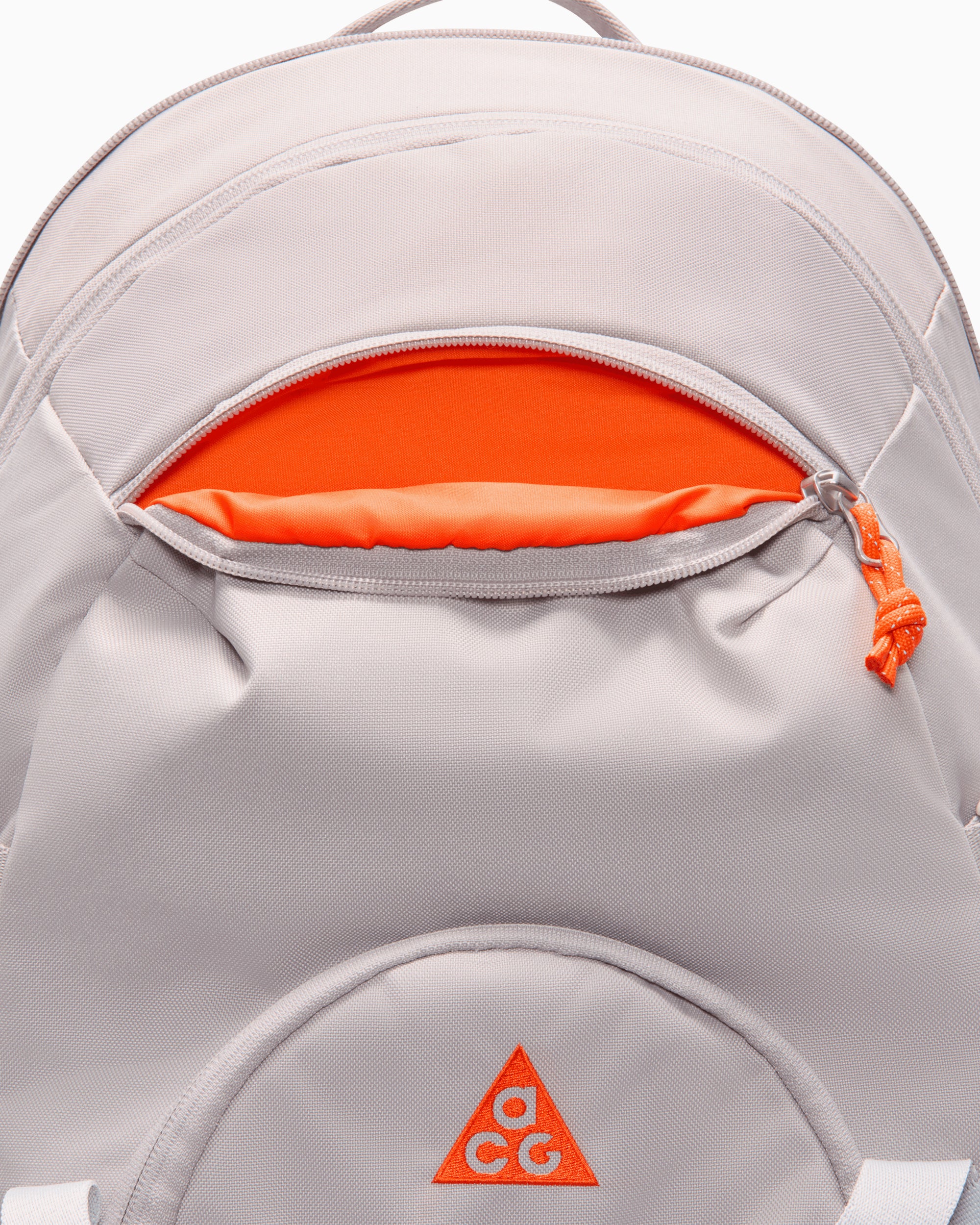 Nike ACG Daymax 25L Unisex Backpack