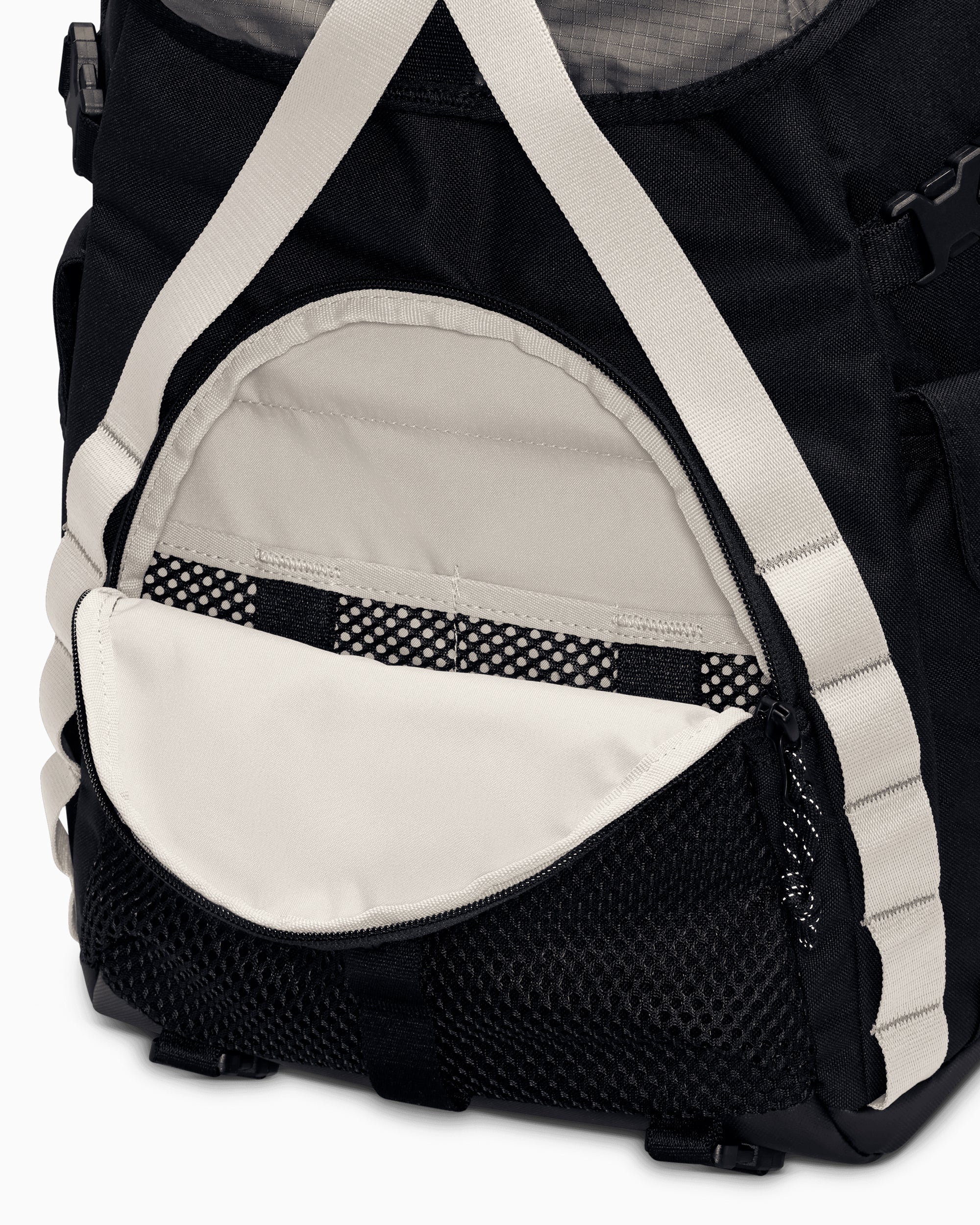 Nike ACG Daymax 25L Unisex Backpack