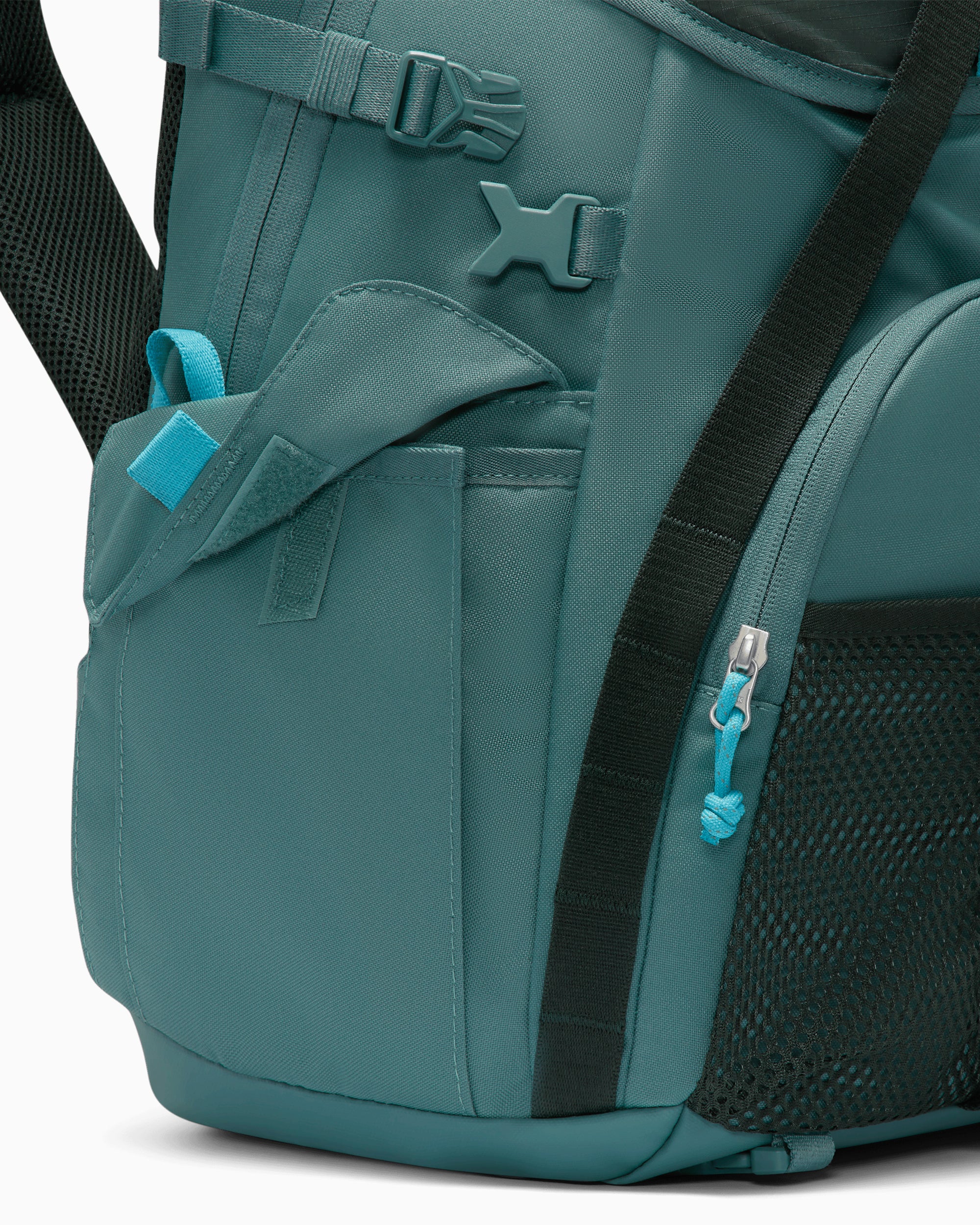 Nike ACG Daymax 25L Unisex Backpack