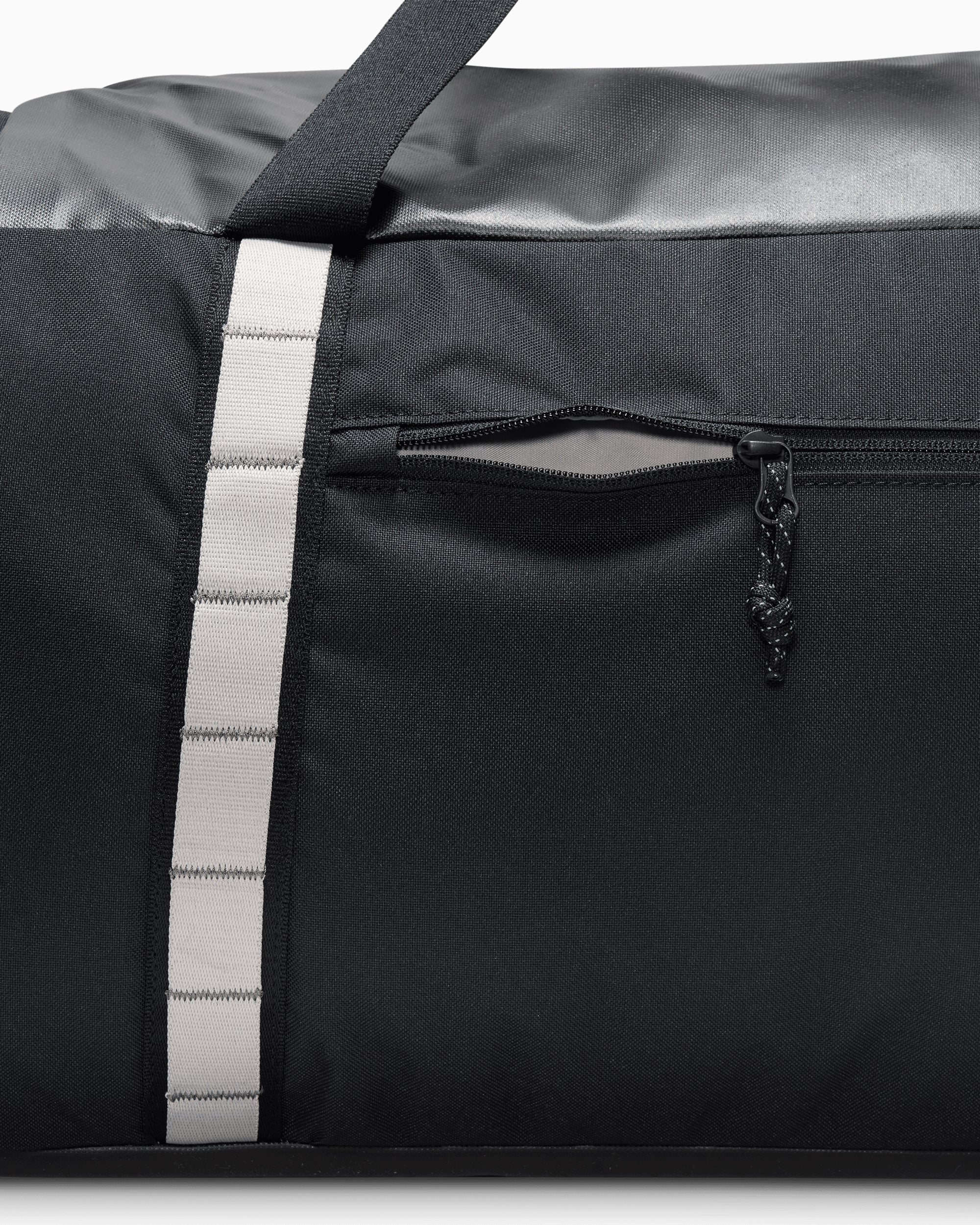 【新品未使用】NIKE ナイキ　ACG ボストンバッグ　DAYMAX 60L 黒 Nike ACG Daymax 60L Unisex Duffle Bag