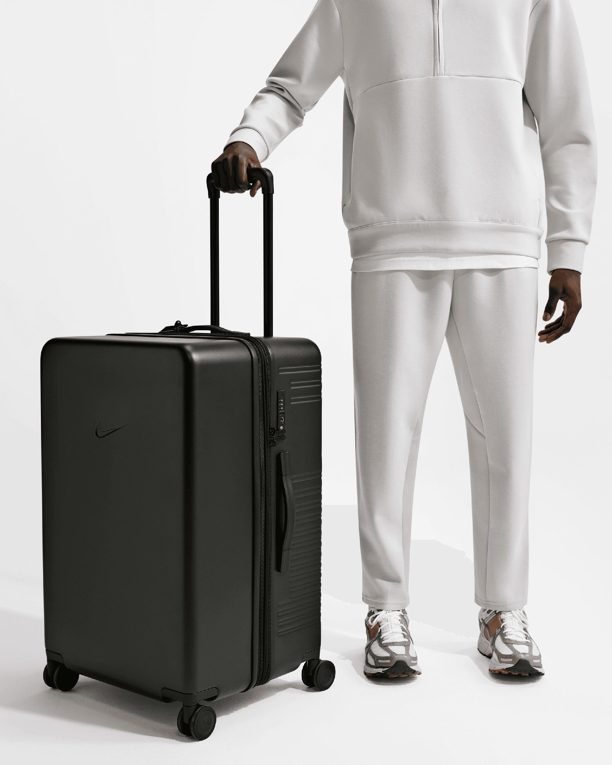 Nike Carry-On 143L Unisex Suitcase