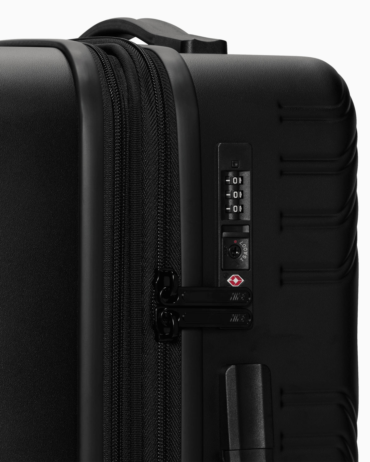 Nike Carry-On 52L Unisex Suitcase