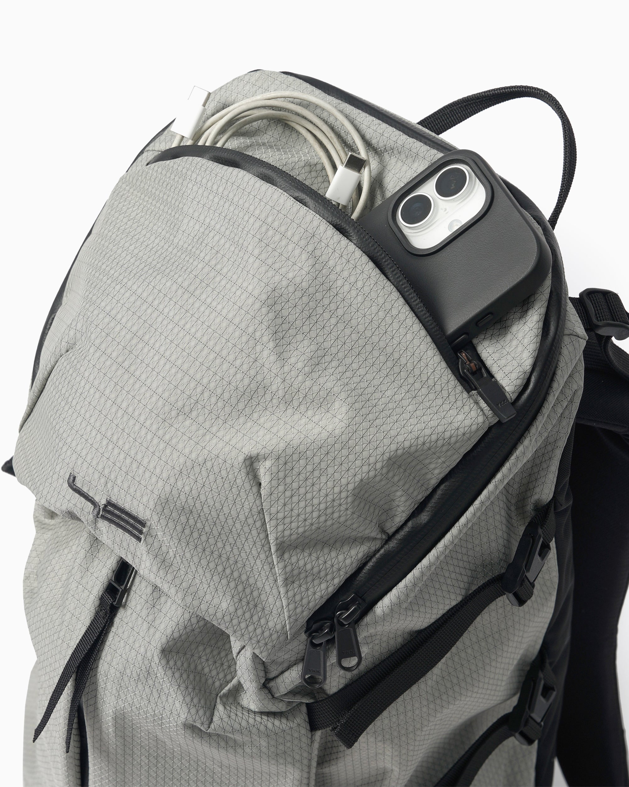 Backpacks and Suitcases SEALSON SC24 NylonPlus® 22L Unisex Backpack - SC24-LIGHTGREY