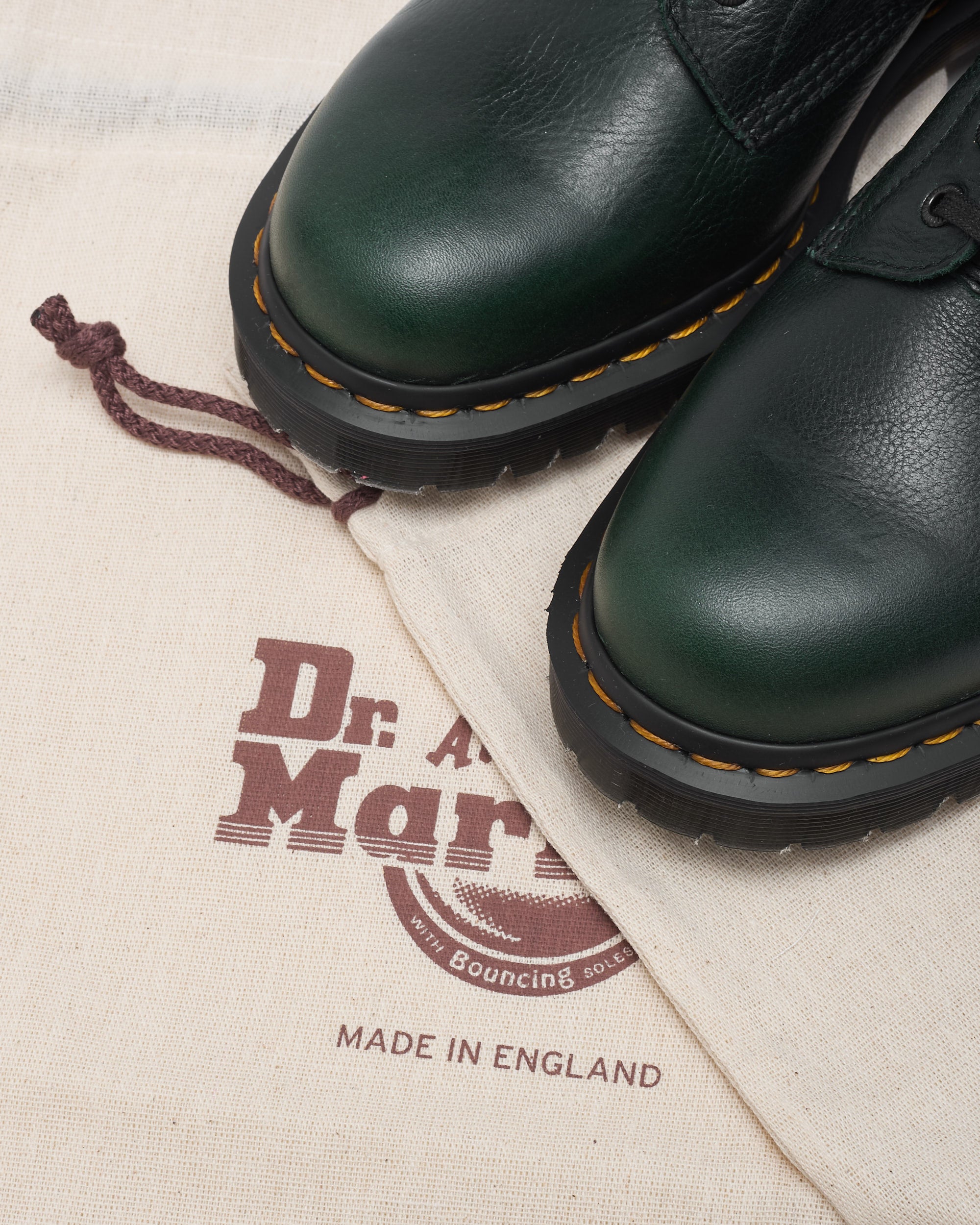 boots-dr-martens-1460-pascal-