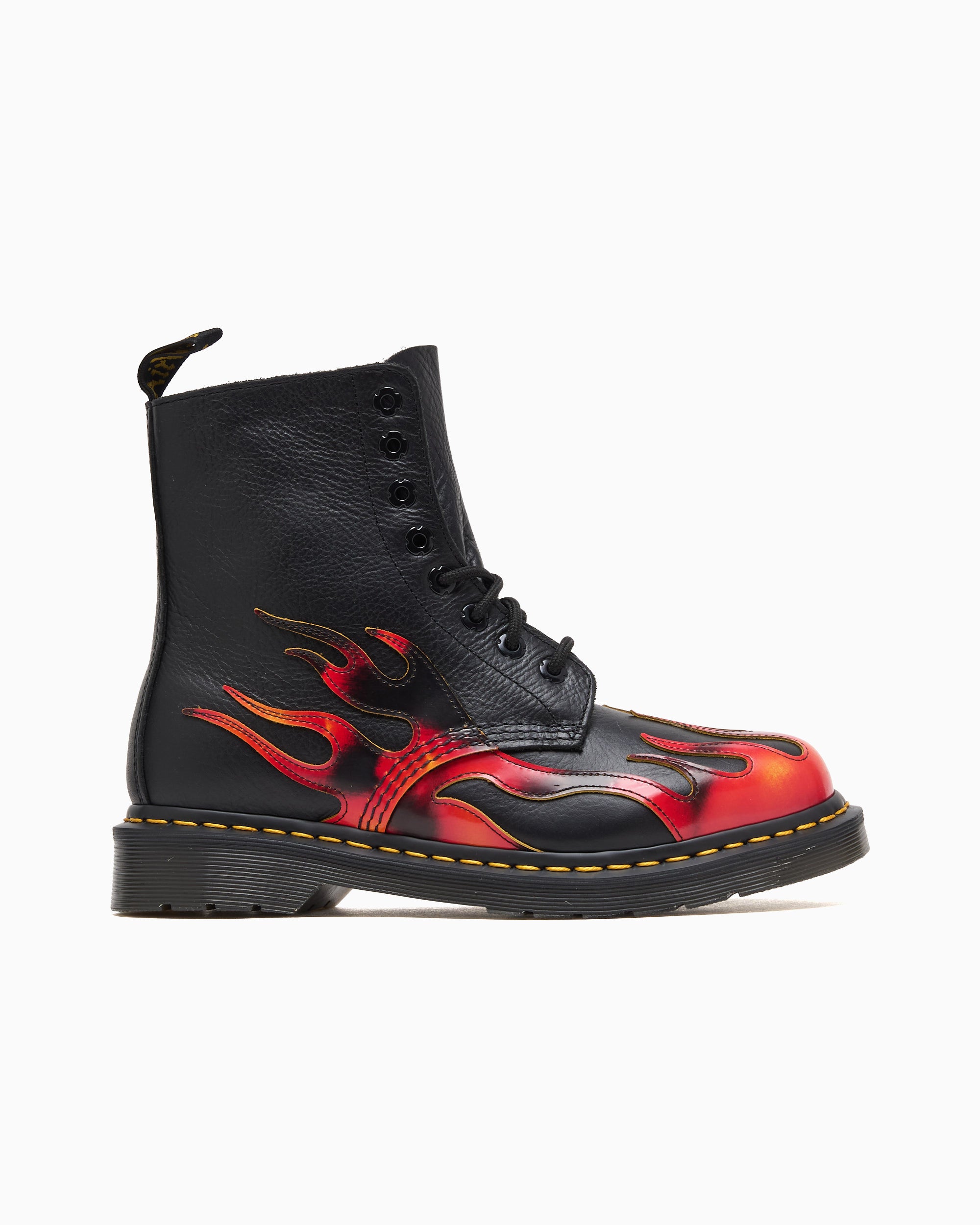 boots-dr-martens-1460-pascal-