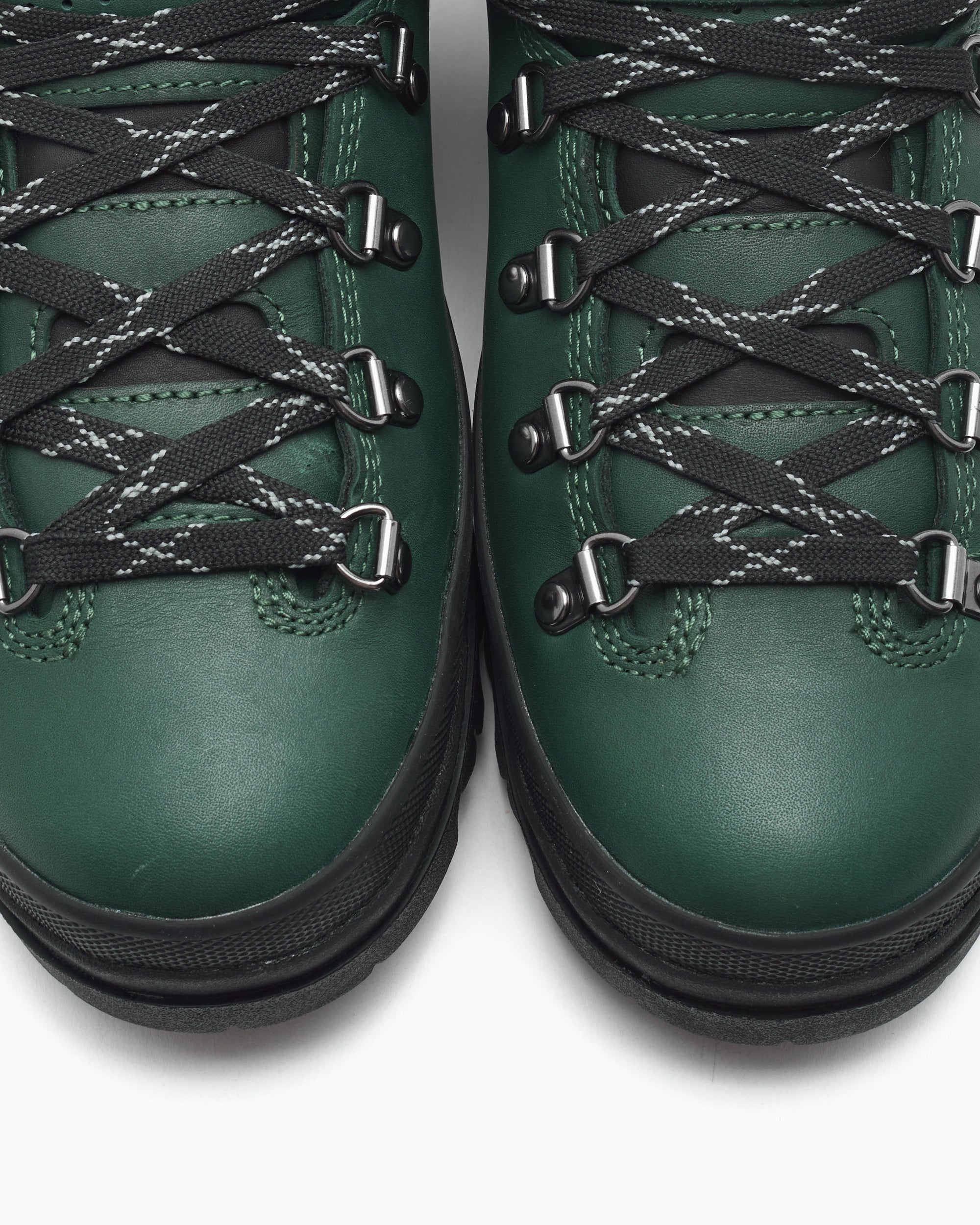 Timberland World Hiker Low Lace Up Gore-Tex® Vibram Men's Boots