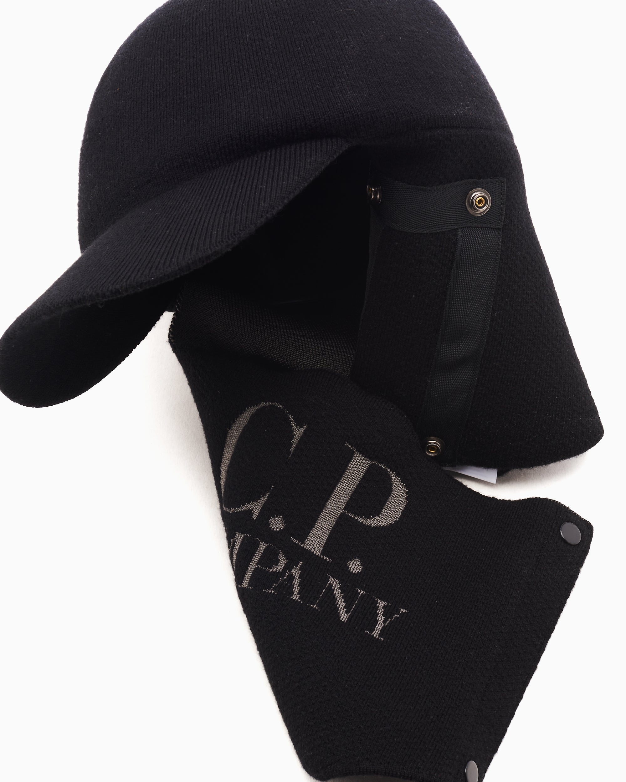 CP Company Unisex Extrafine Merino Wool Visor Neck Cap Unisex Cap