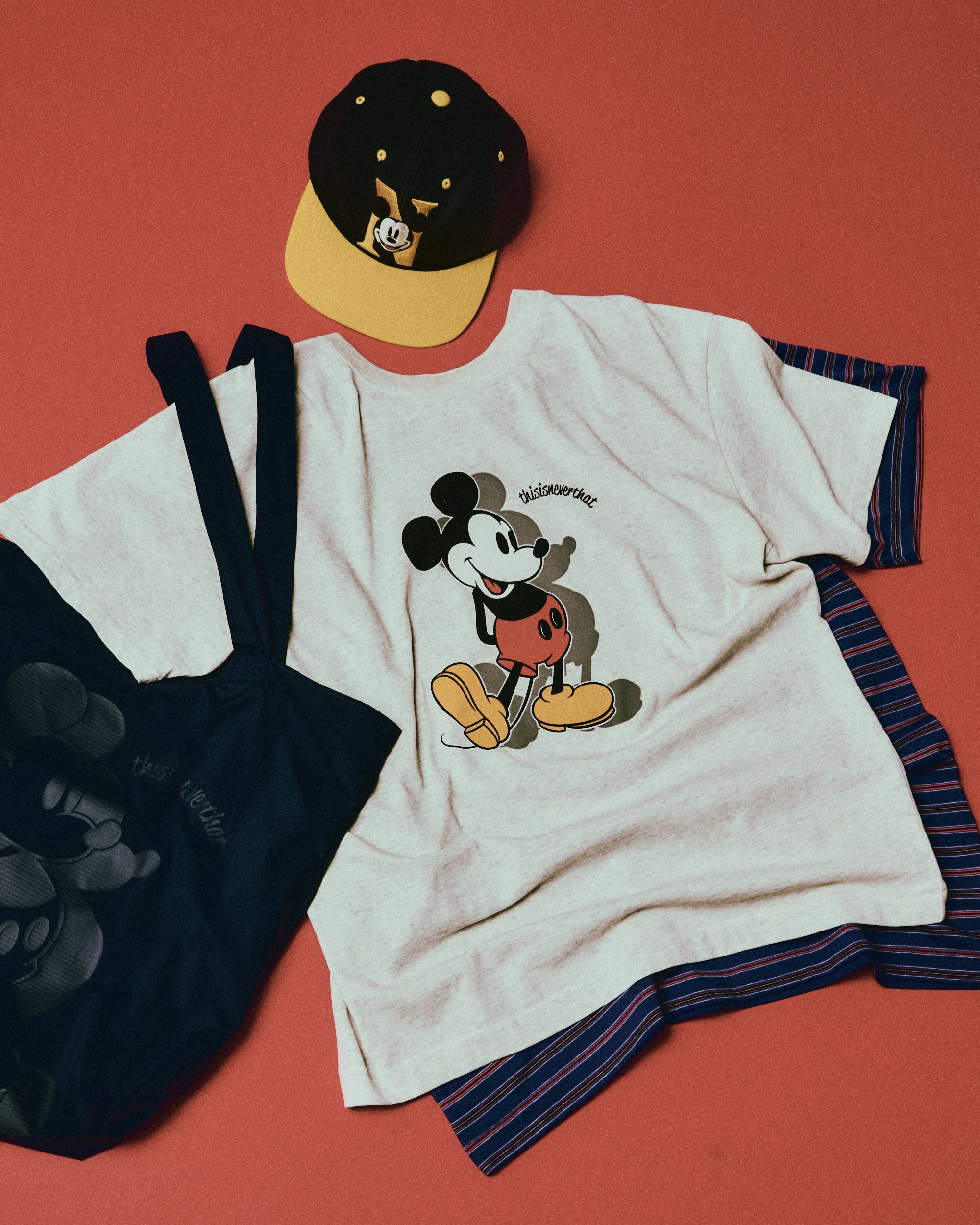 Caps thisisneverthat® Mickey Two-Tone Unisex Cap - DS251WHWBC01-NAYE