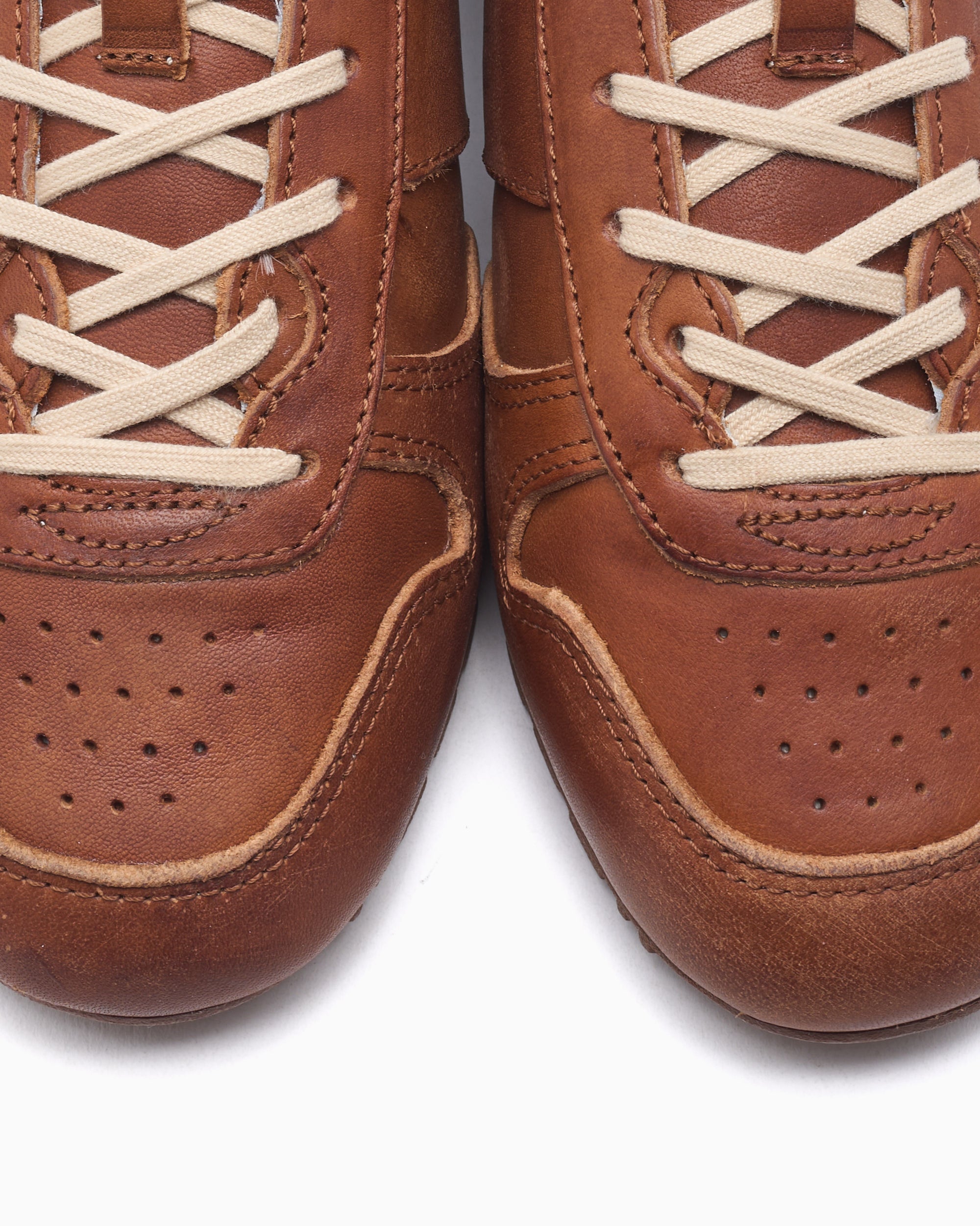 Autry Women's Windspin Mule Super Vintage