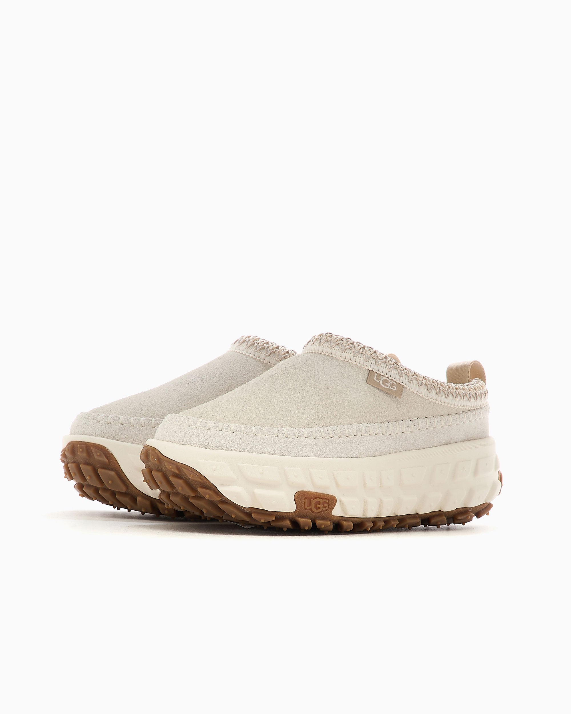 UGG® Venture Daze
