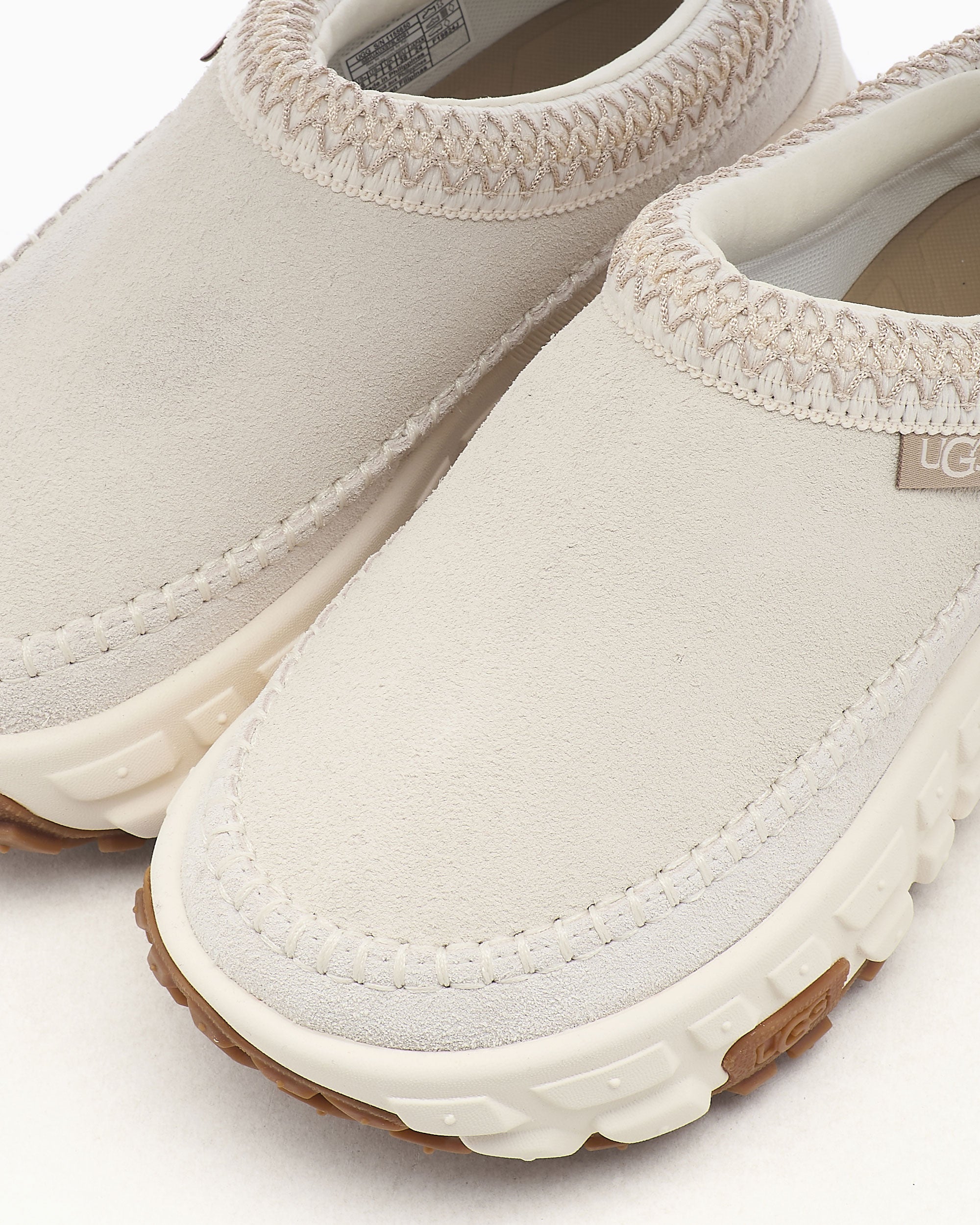 UGG® Venture Daze