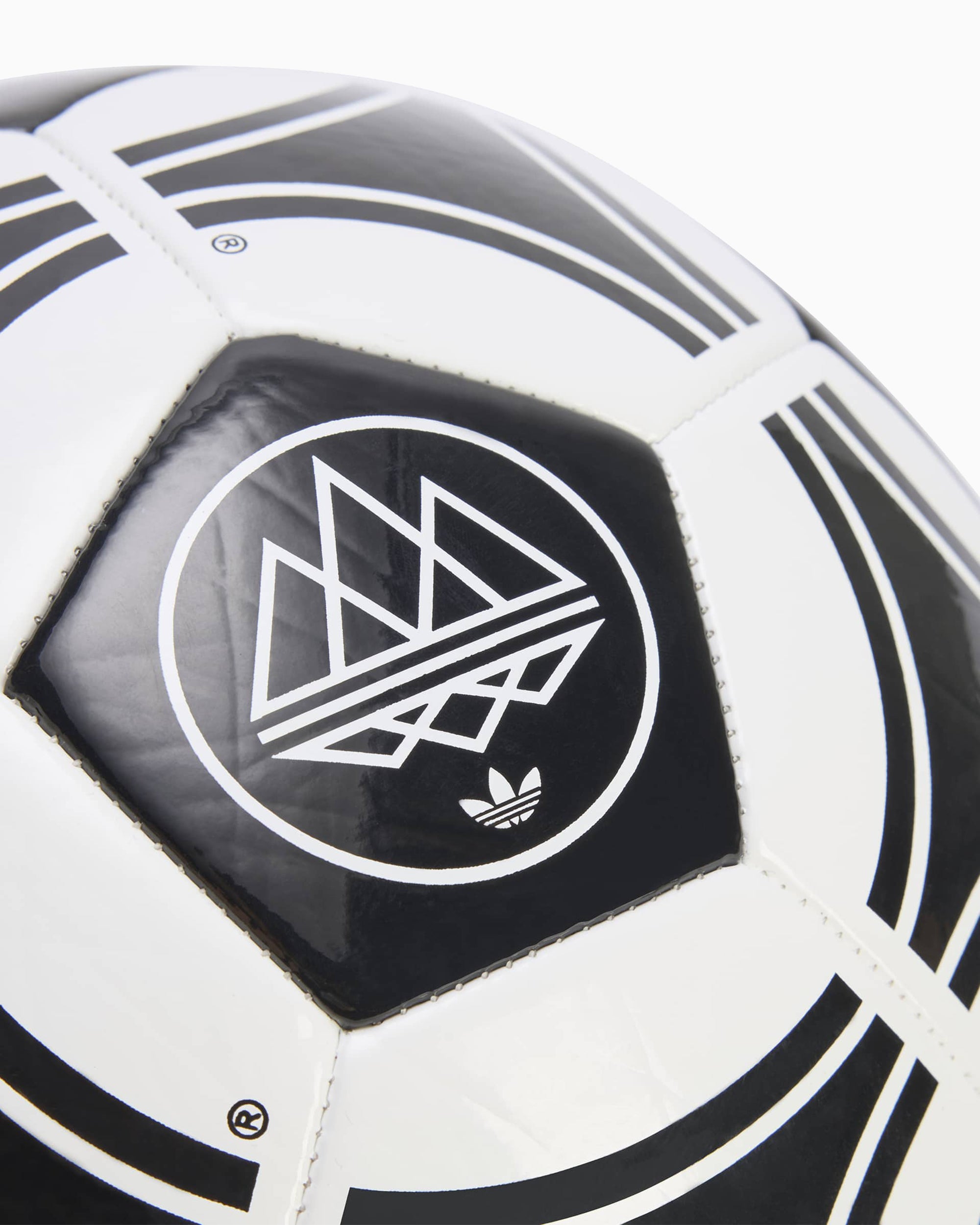 adidas Originals SPZL F.C. Ball