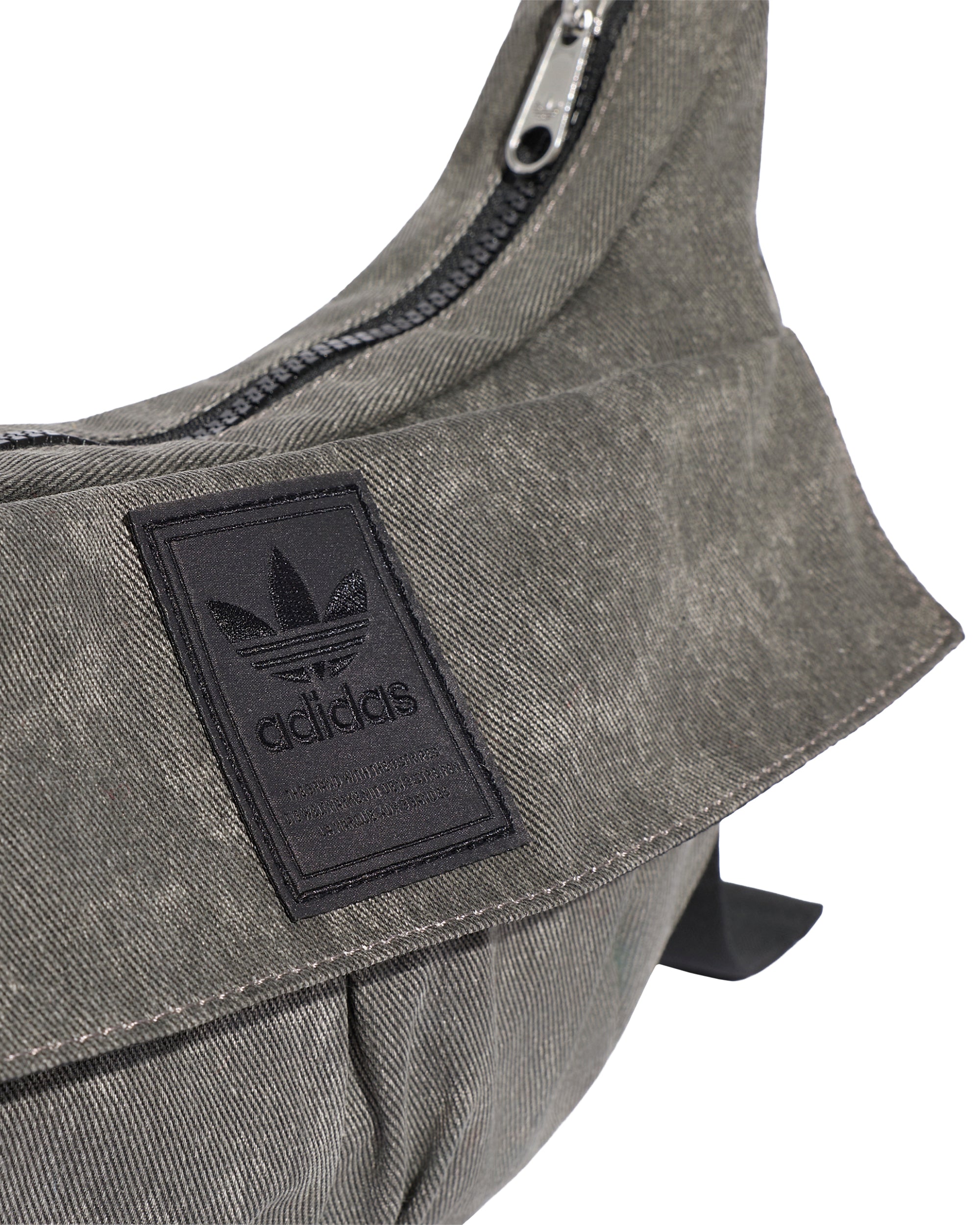 バッグ 00s archive shoulder bag sullen moon adidas Originals Moon Unisex Shoulder Bag