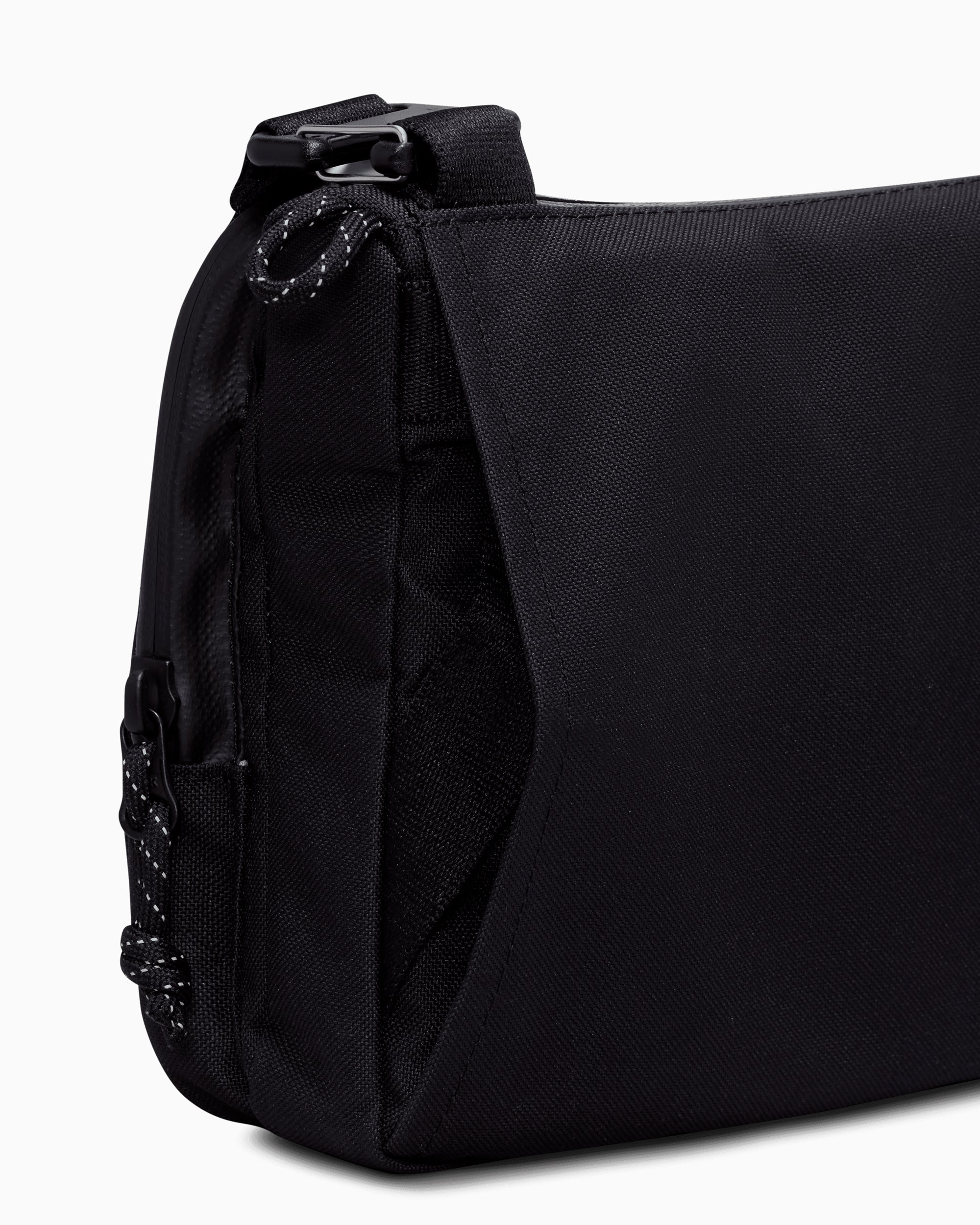 Nike ACG Daymax Unisex Shoulder Bag