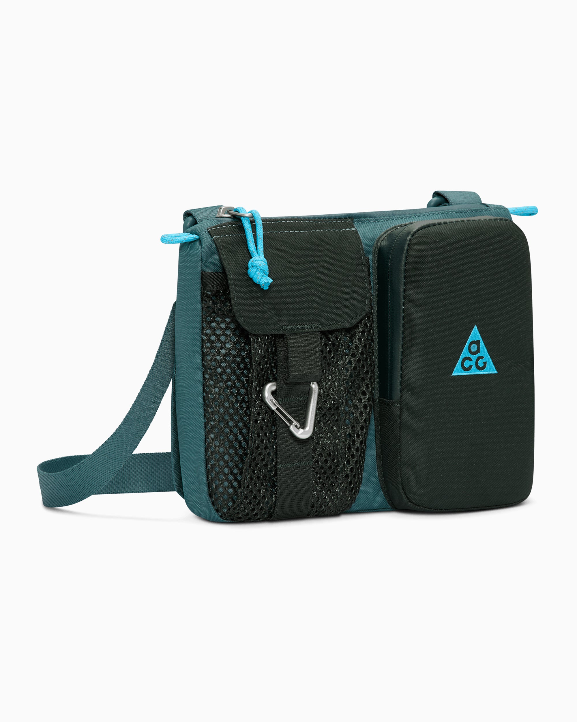 Nike ACG Daymax Unisex Shoulder Bag