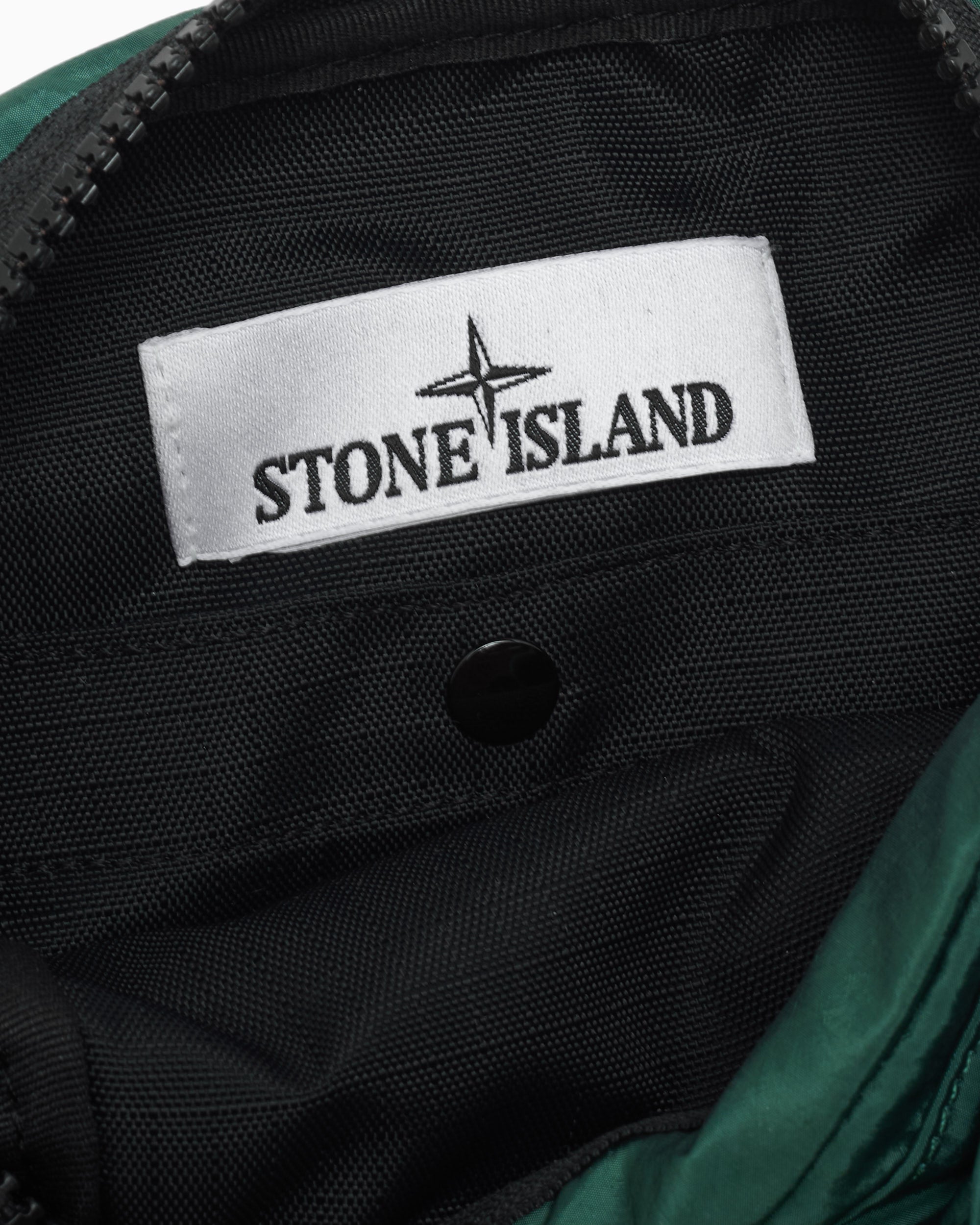 STONE  ストーンアイランド STONE ISLAND (ストーンアイランド) リサイクルナイロン 防風 ダブルス
