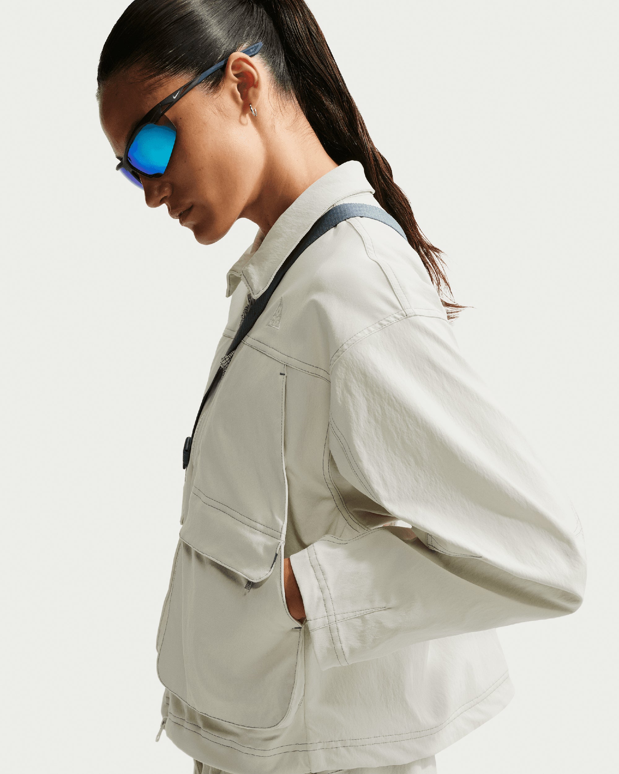 Nike ACG Smith Summit Uv Protection Relaxed Women's Light Jacket