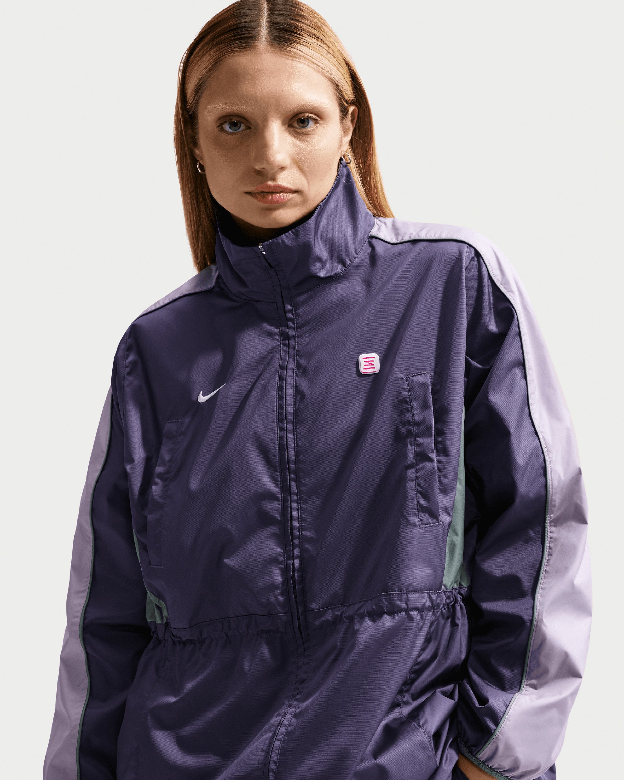 Nike Sportswear Shox Woven Relaxed Women's Light Jacket