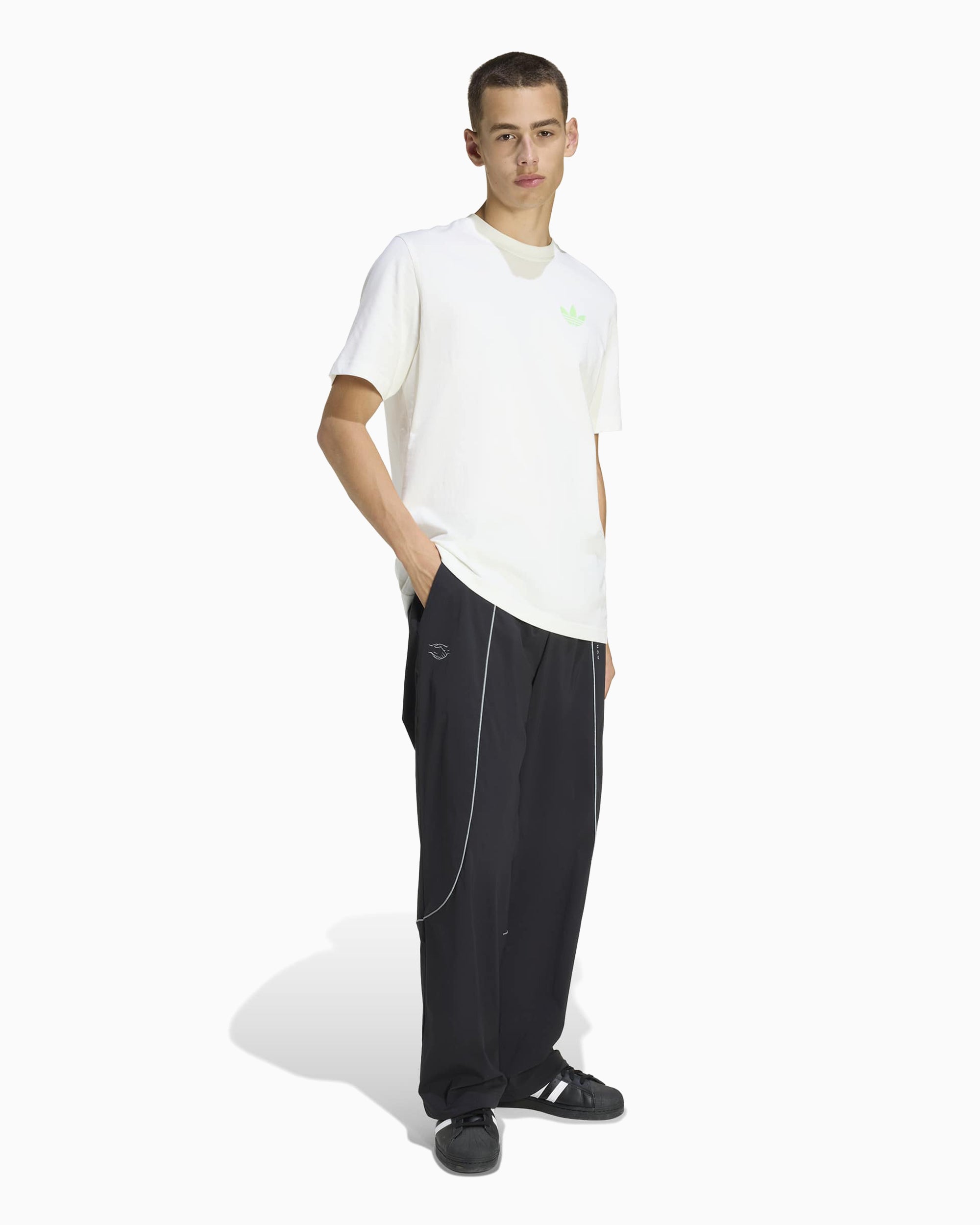 adidas Originals Consortium Relaxed Men's Sweatpants adidas Originals Consortium Relaxed Men's Sweatpants