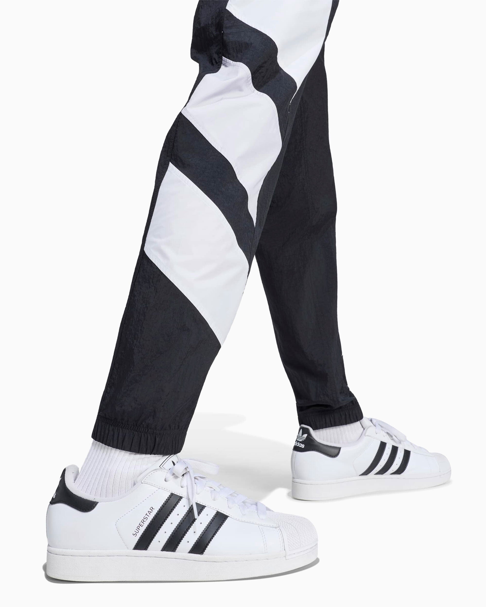 Pants adidas Originals Juventus Turin EQT Relaxed Men's Track Pants - KF9825