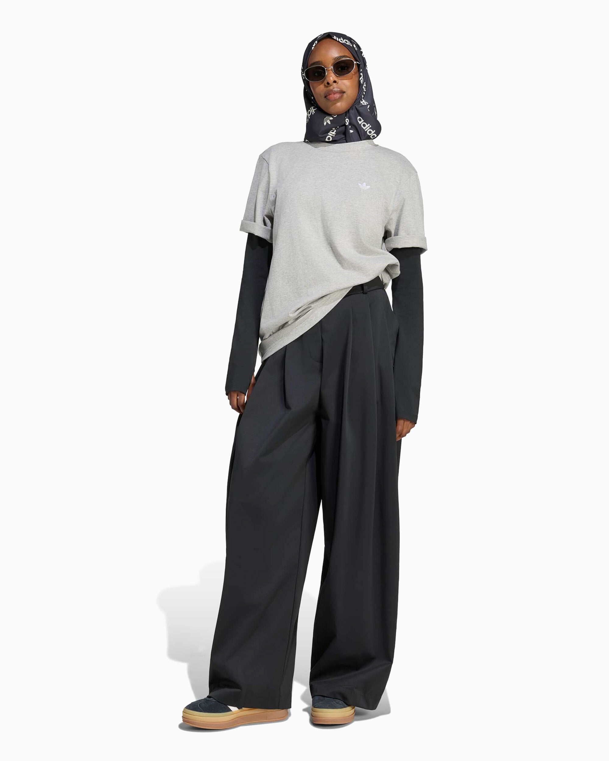 Pants adidas Originals Pleated Relaxed Women's Chino Pants - KR9617
