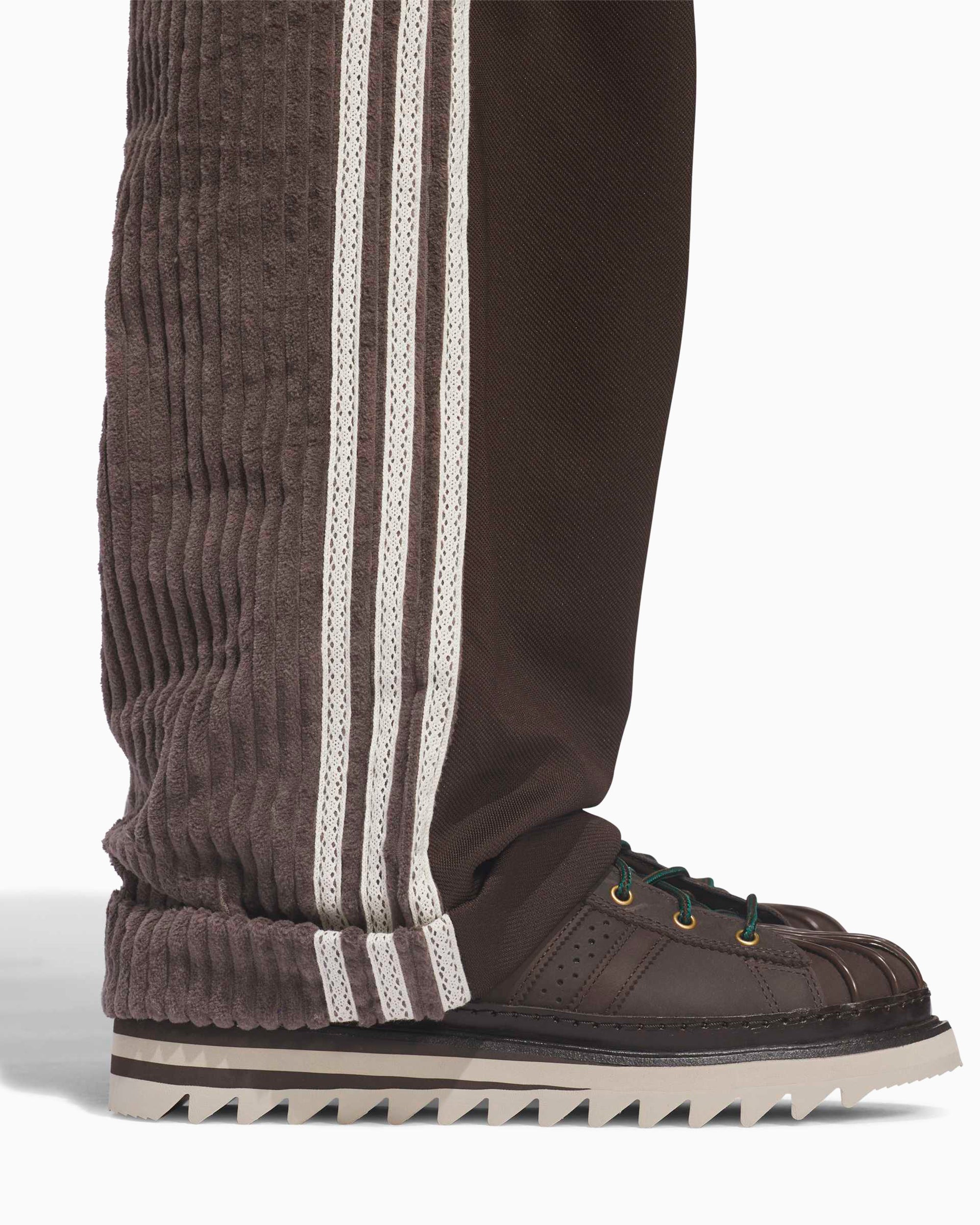 Pants adidas Originals x CLOT Relaxed Unisex Sweatpants - JM2829