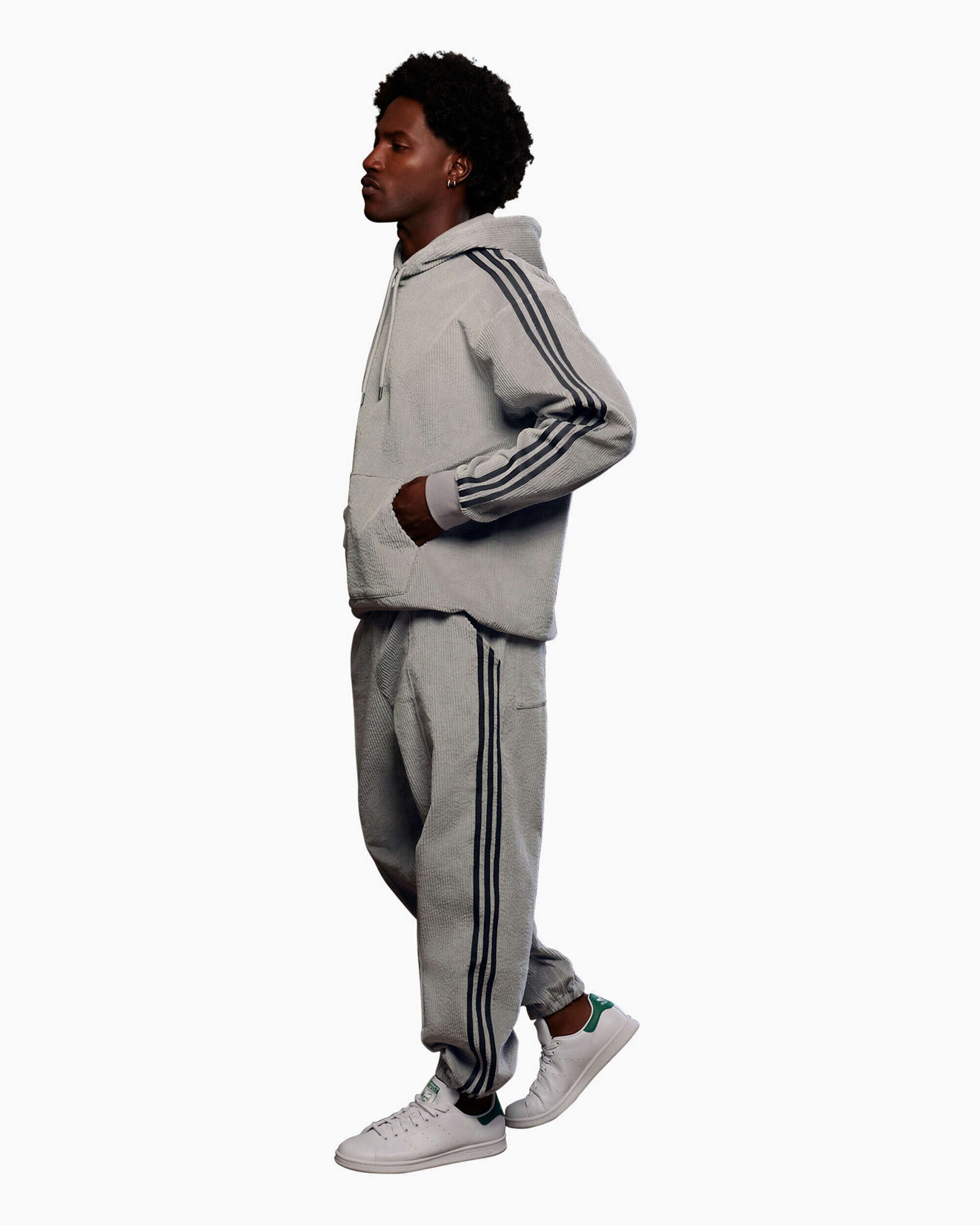 IVY PARK ライトグレー ジャージパンツ　adidas X Ivy Park adidas x Ivy Park Unisex Sweatpants Unisex Pants