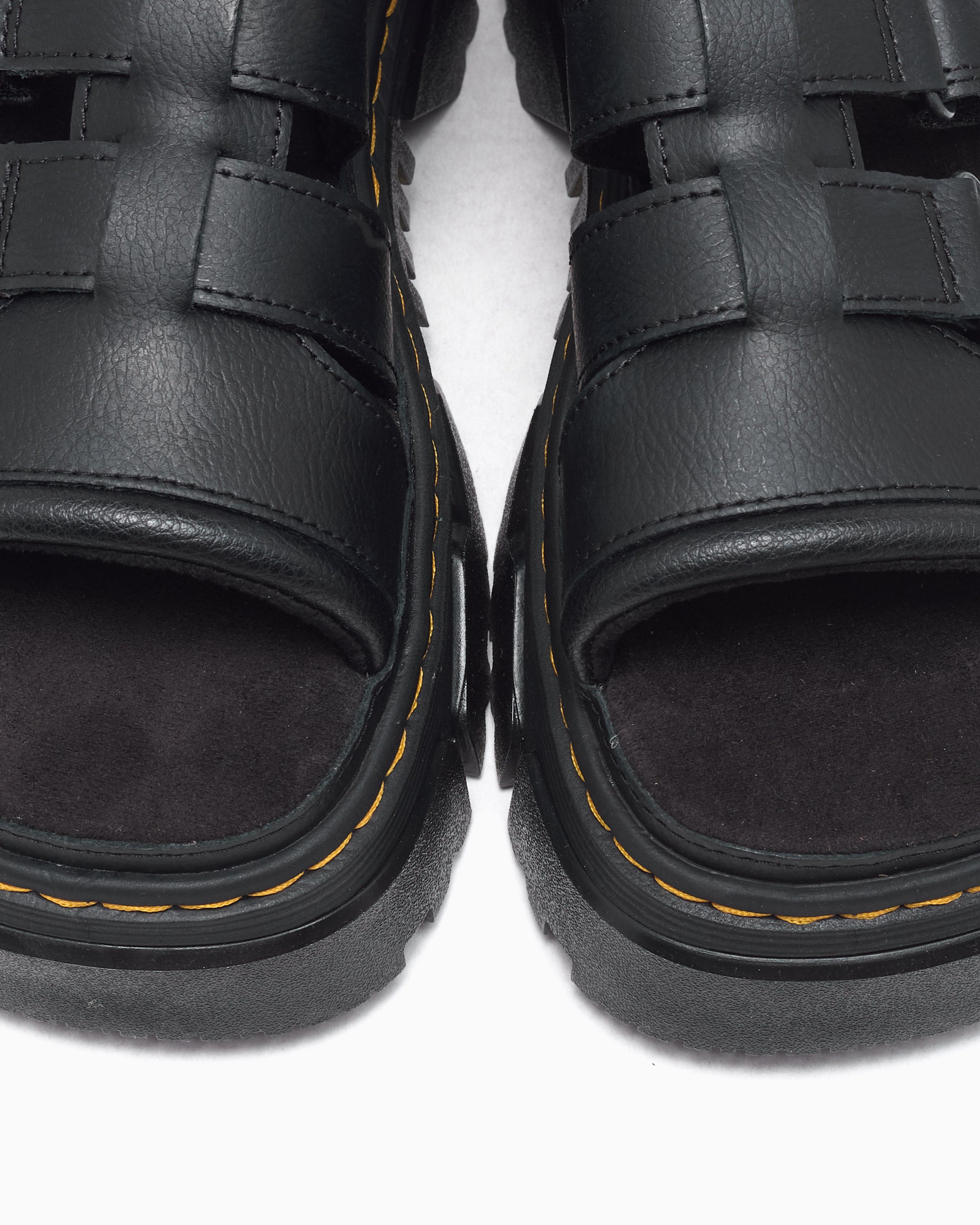 Dr. Martens Mattison 3 Stripes