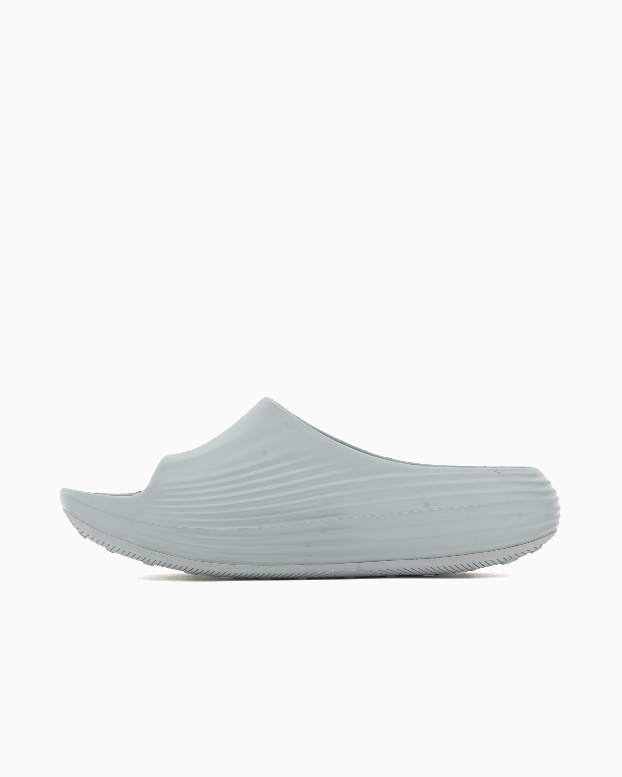 sandals-nike-reactx-rejuven8-