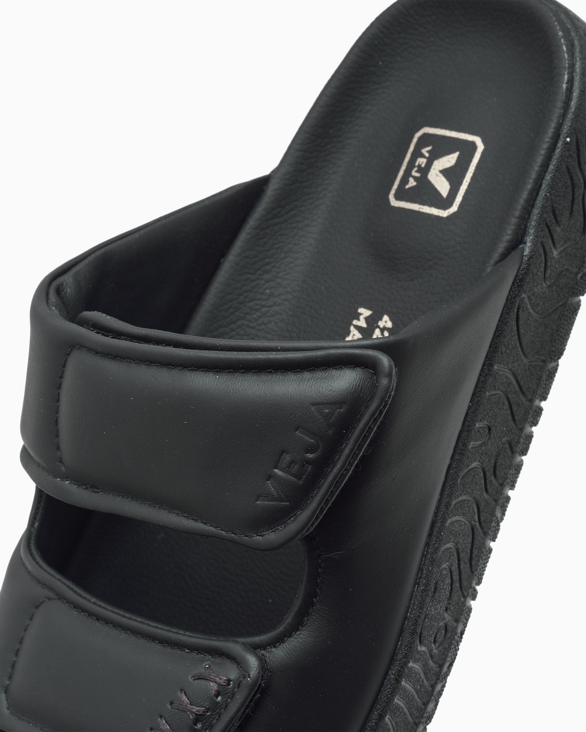 Veja Etna Bold Leather Slide