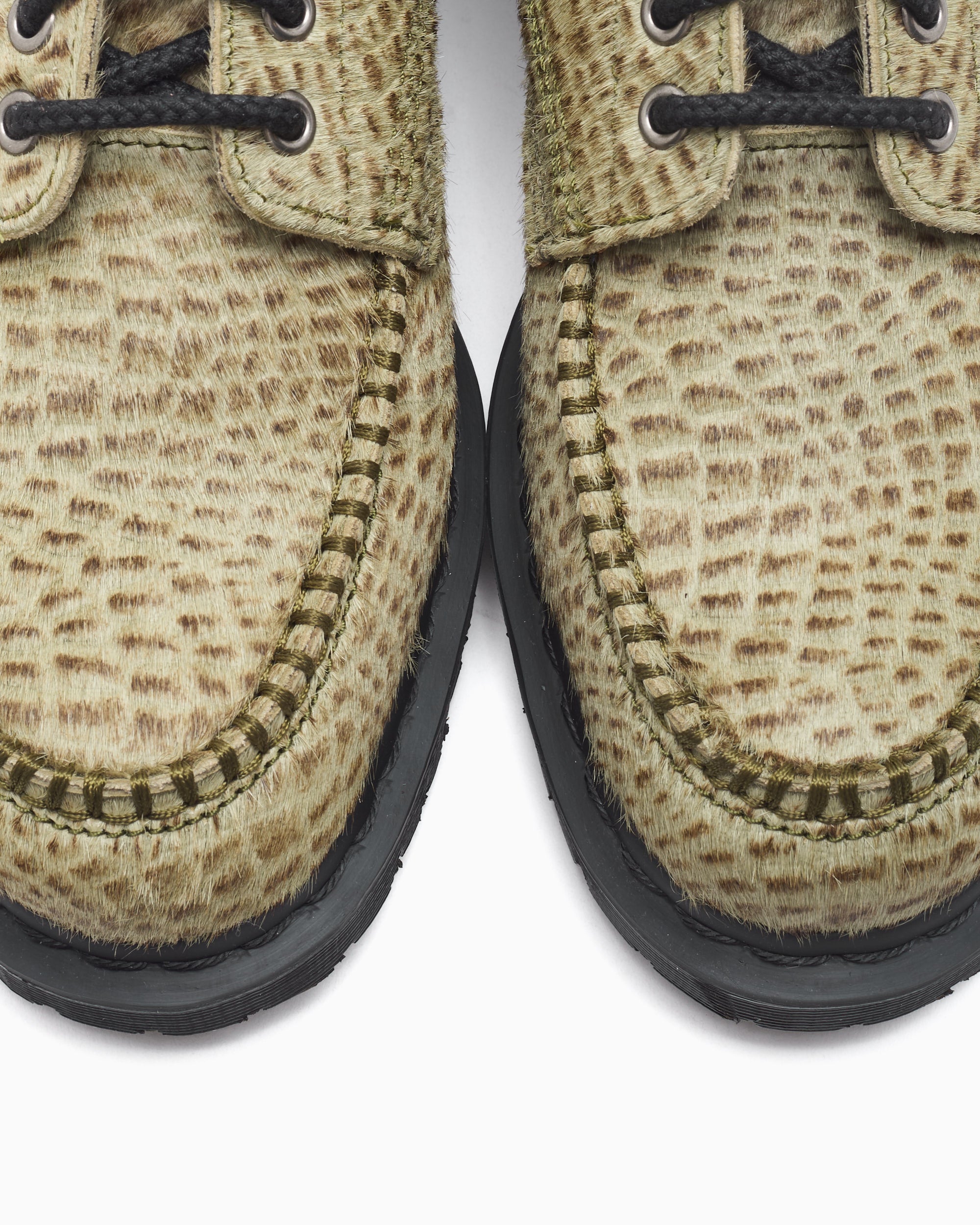 Shoes Dr. Martens Lowell Moc Hair On Unisex Shoes - 42836300